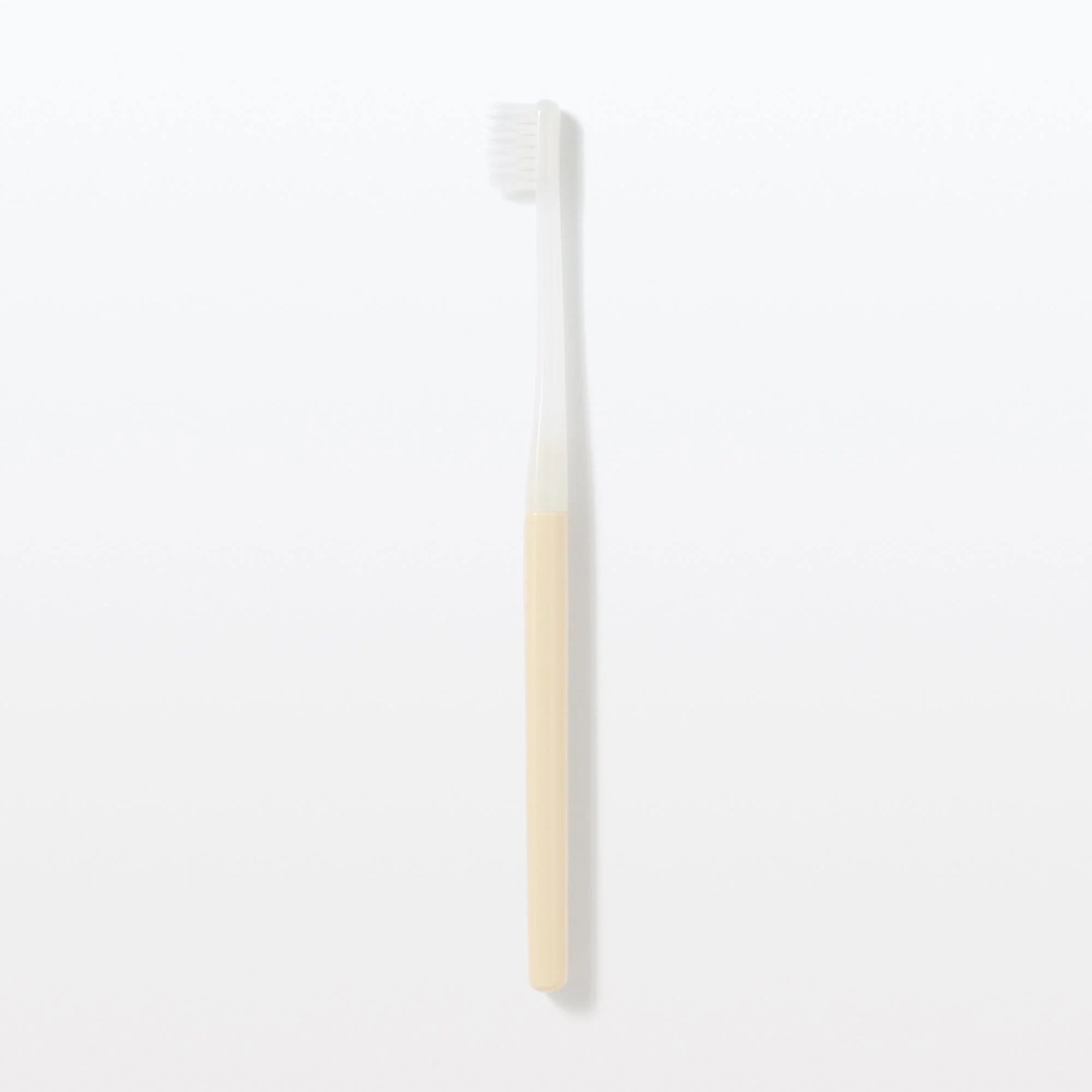 Replaceable Head Medium Toothbrush - Yellow - Image 3
