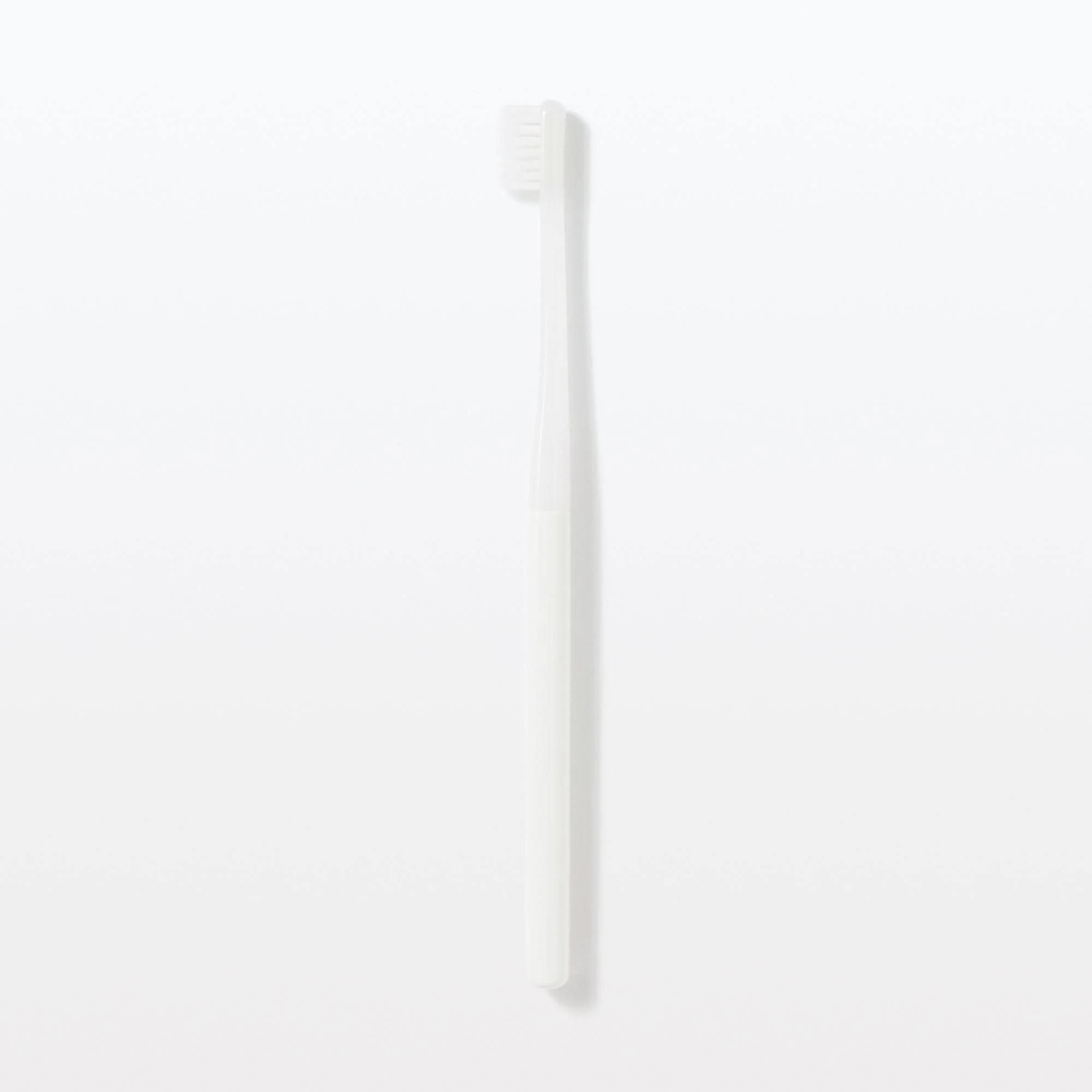 Replaceable Head Soft Toothbrush - White - Image 3