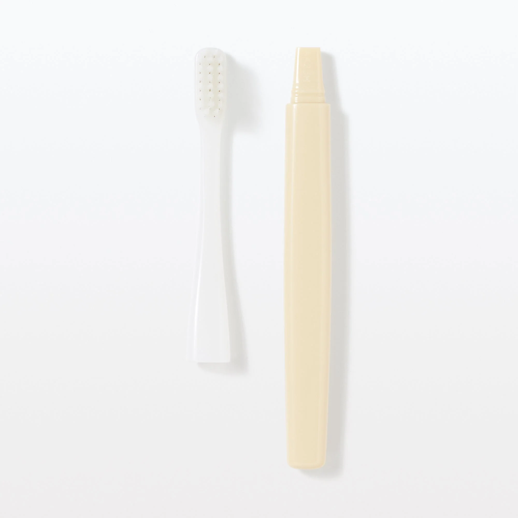 Replaceable Head Soft Toothbrush - Yellow - Image 2