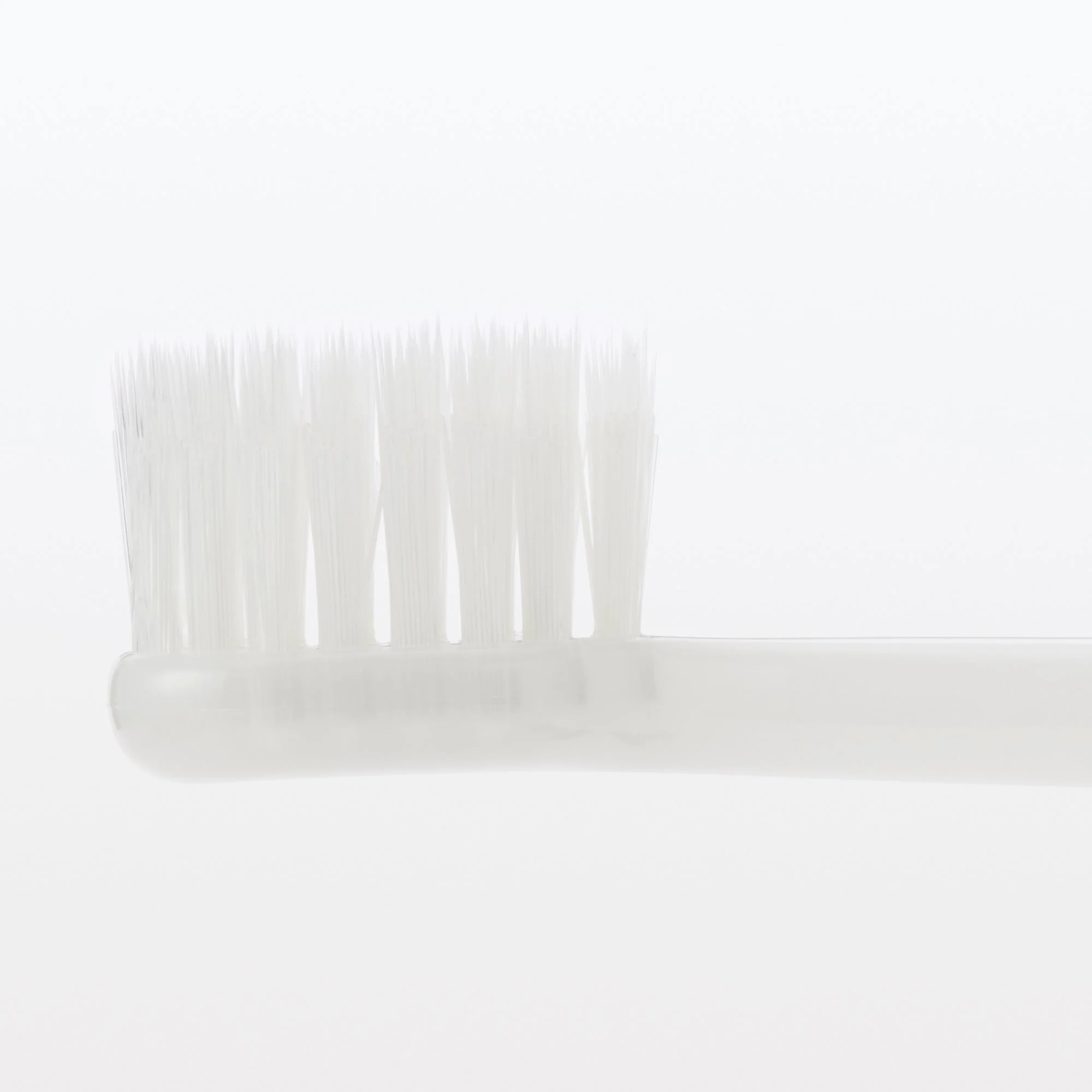 Replaceable Head Wide Medium Toothbrush - Gray - Image 4