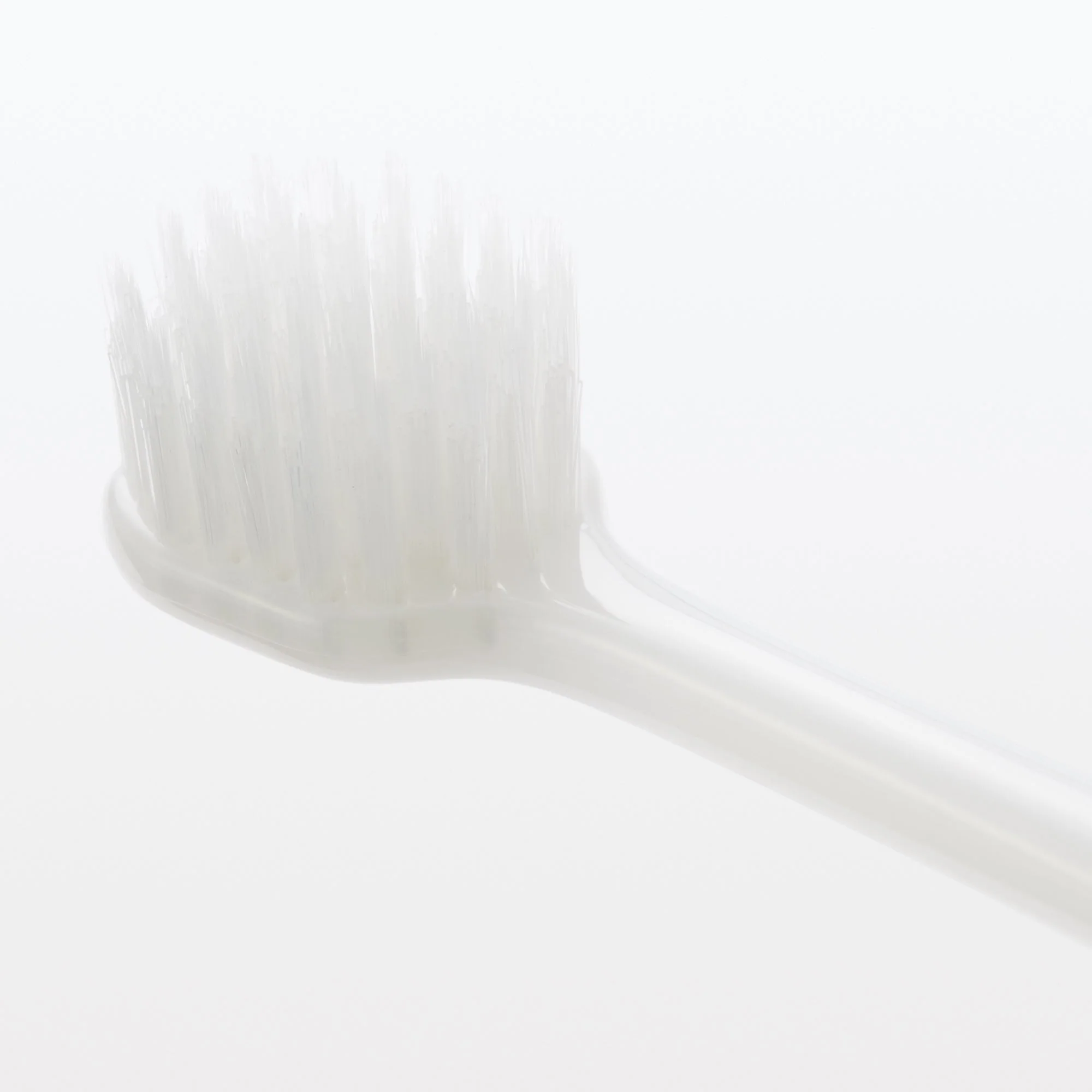 Replaceable Head Wide Soft Toothbrush - White - Image 5