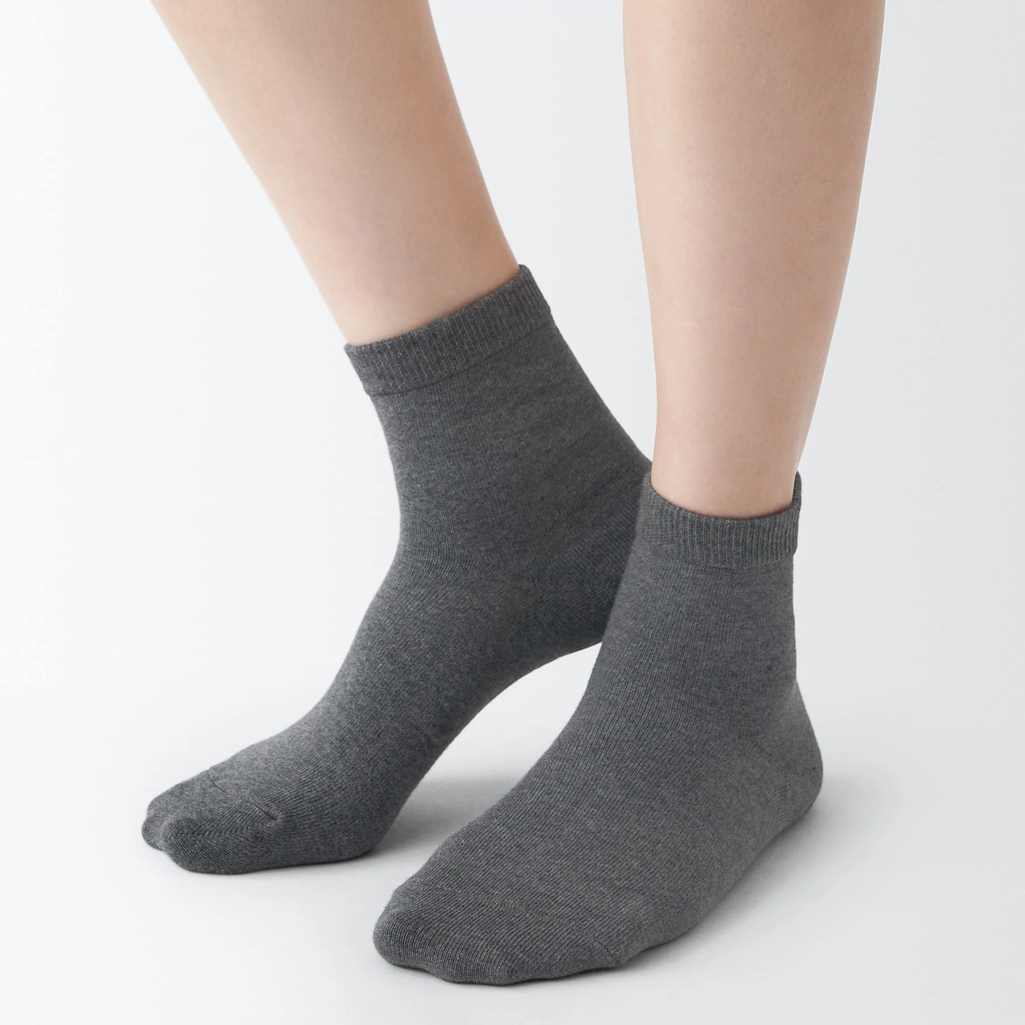 Right Angle 3 Layer Loose Top Short Socks - Image 19