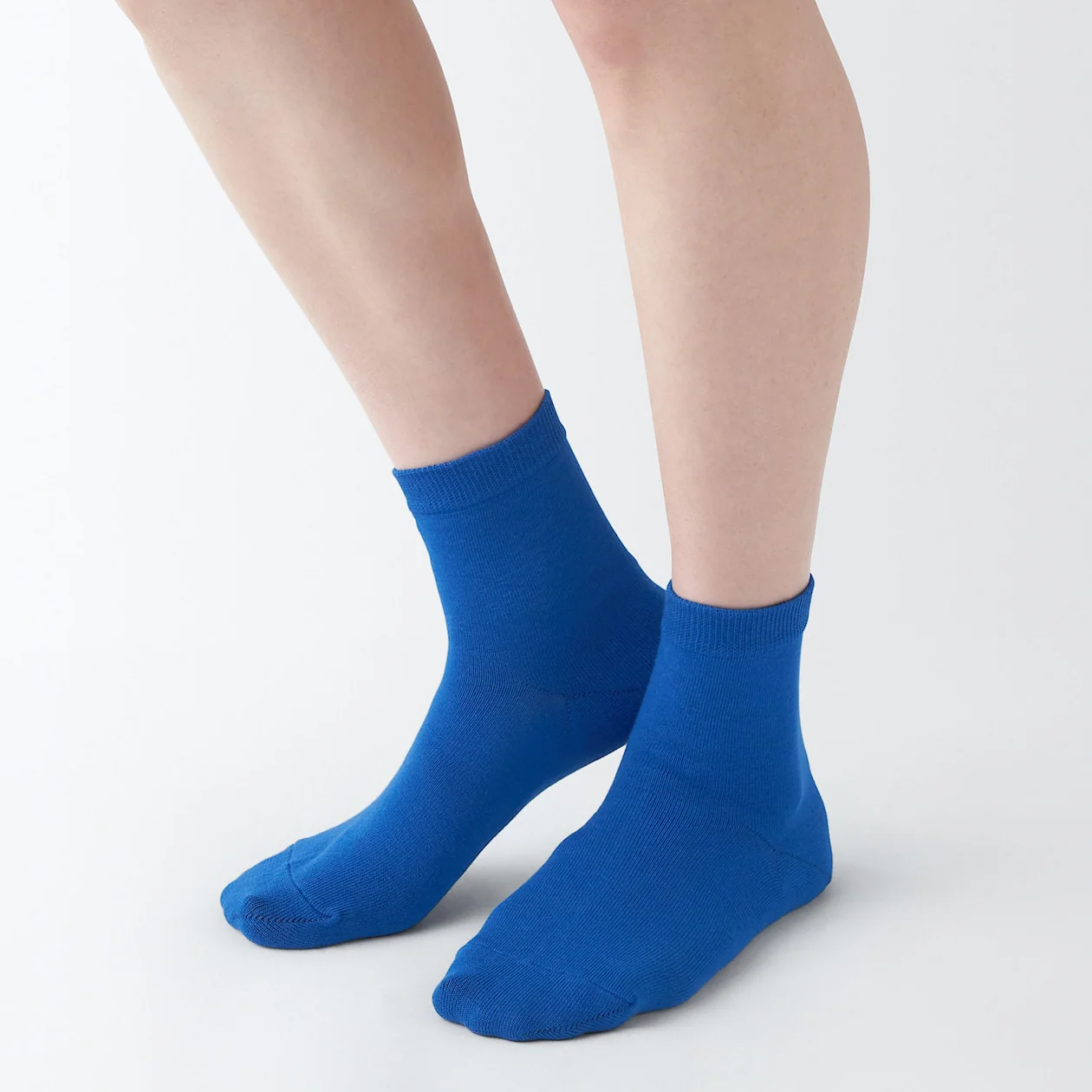 Right Angle 3 Layer Loose Top Short Socks - Image 33