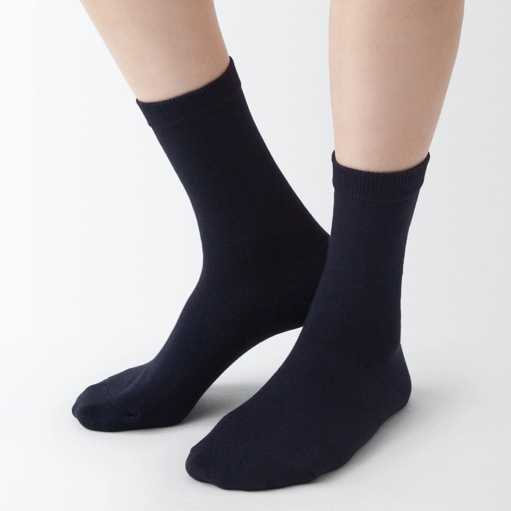 Right Angle 3 Layer Loose Top Socks - Image 21