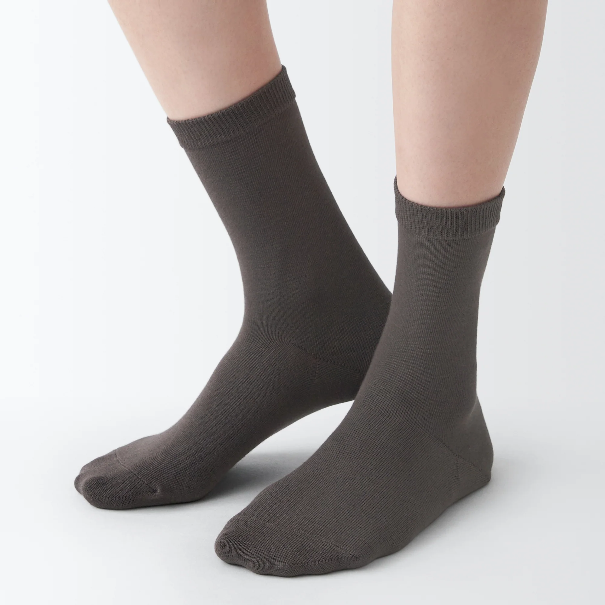 Right Angle 3 Layer Loose Top Socks - Image 9
