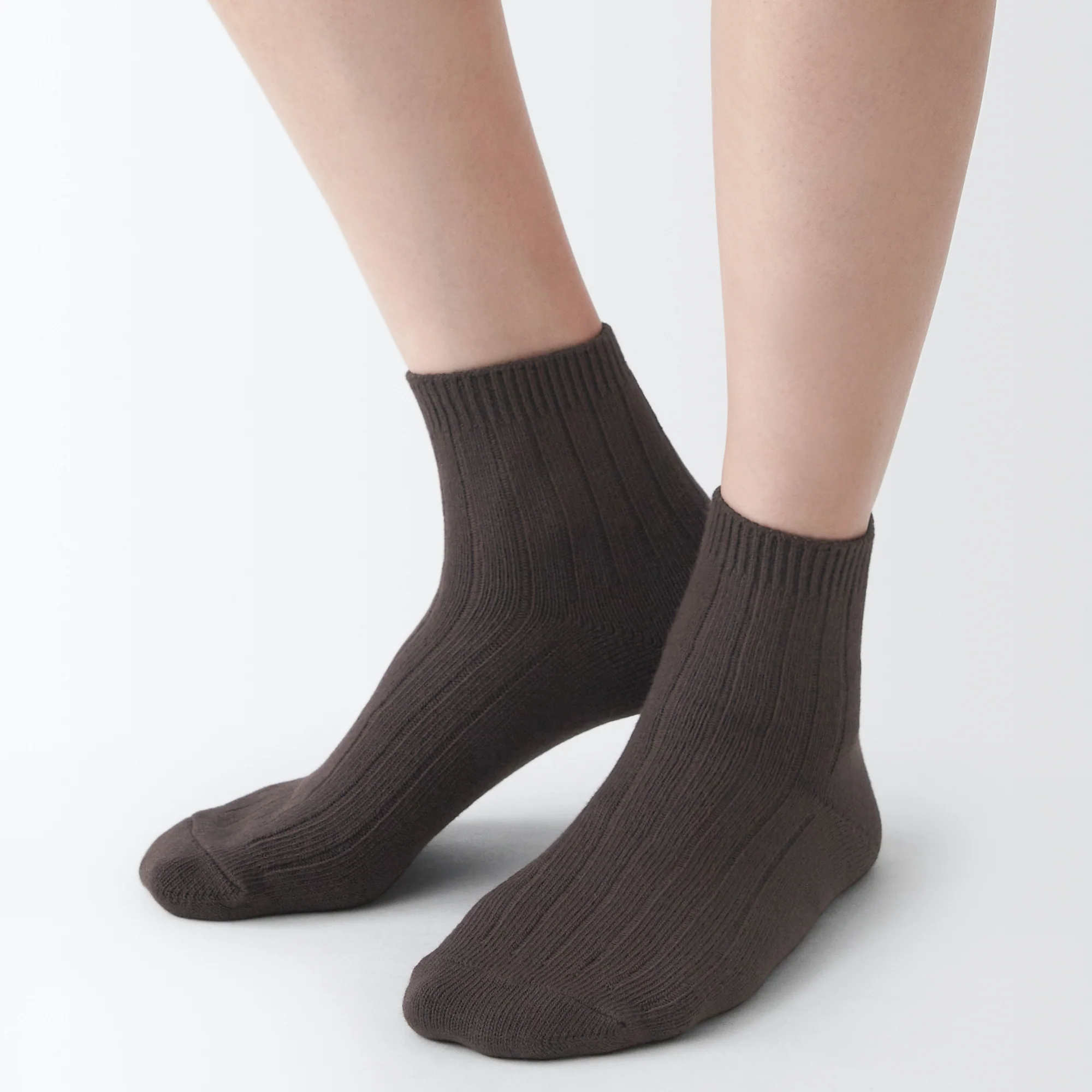 Right Angle Adjustable Ribbed Socks - Image 15