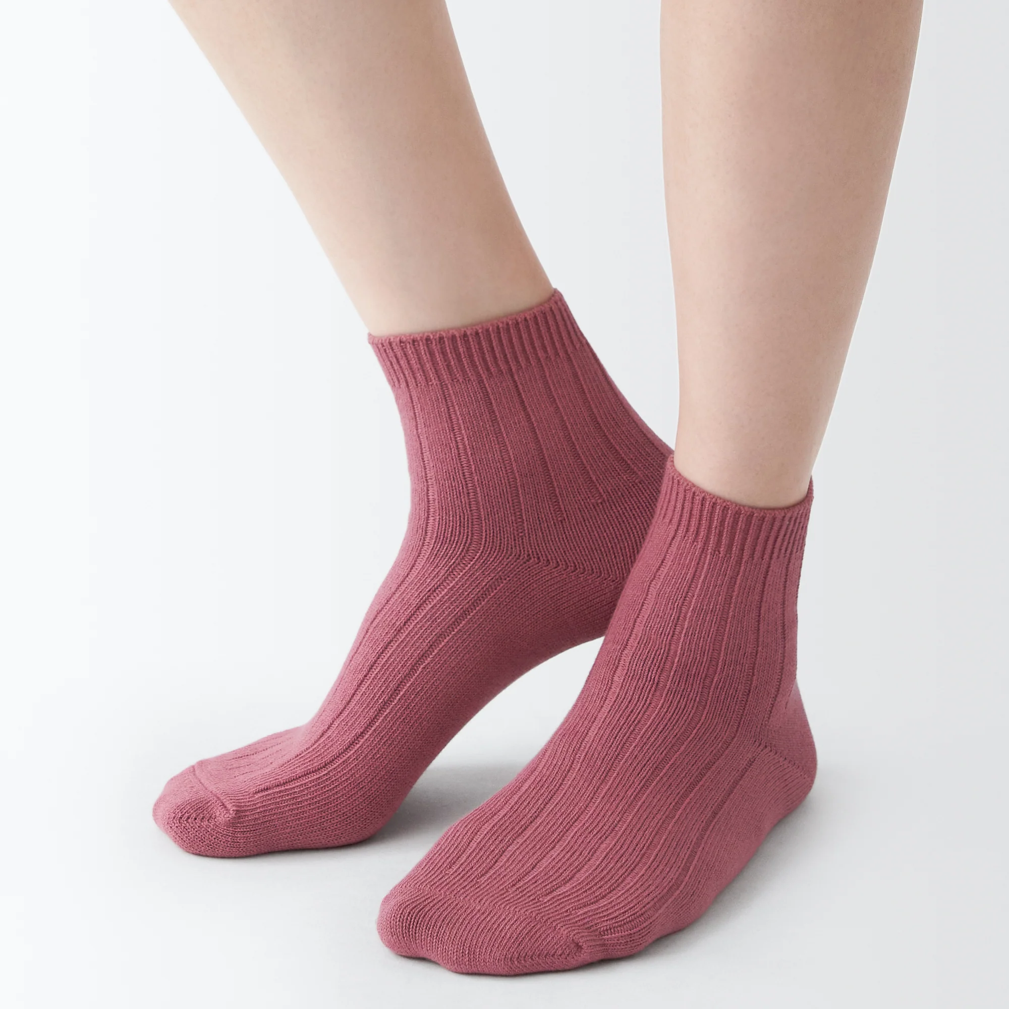 Right Angle Adjustable Ribbed Socks - Image 3