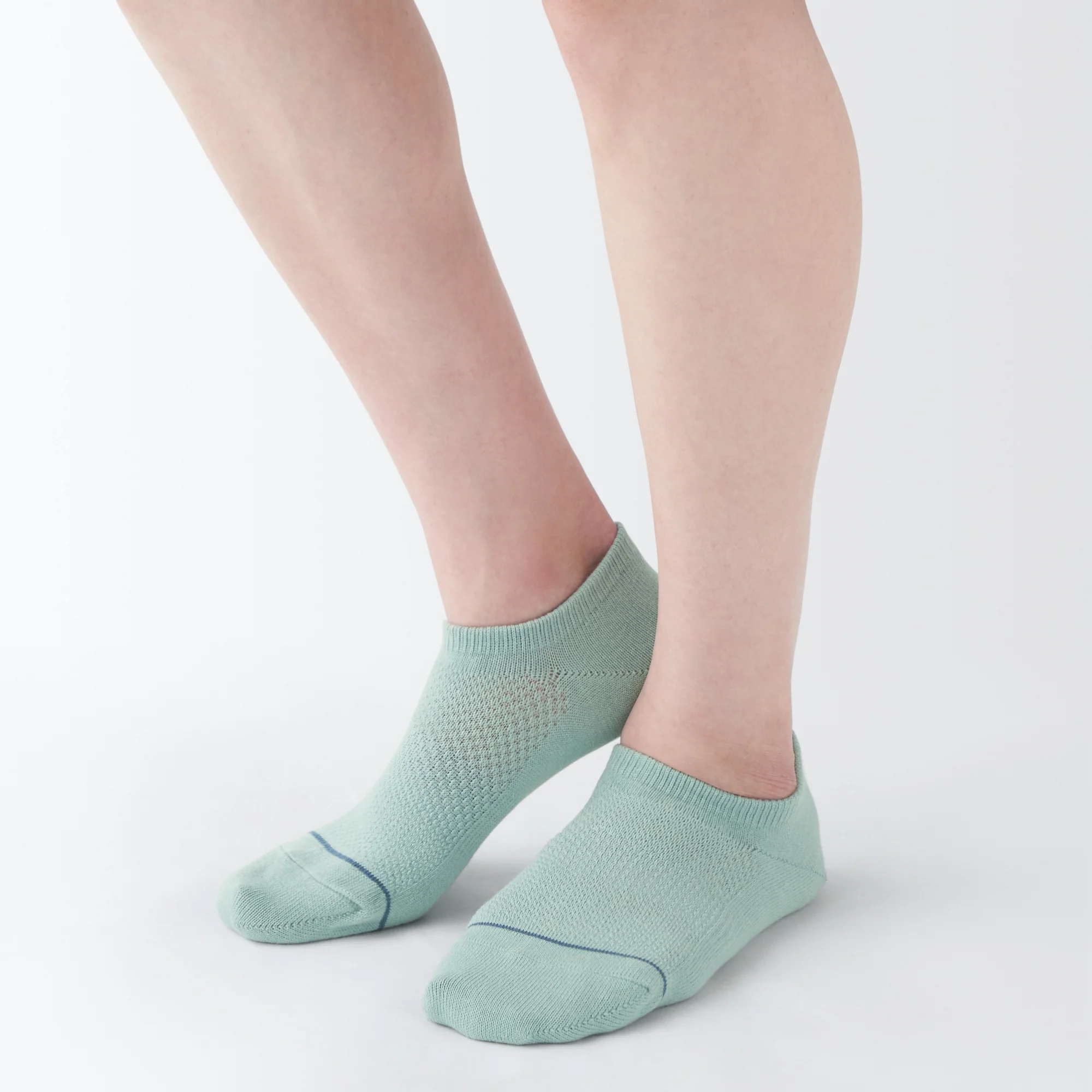 Right Angle Breathable Mesh Sneaker Socks - Image 12
