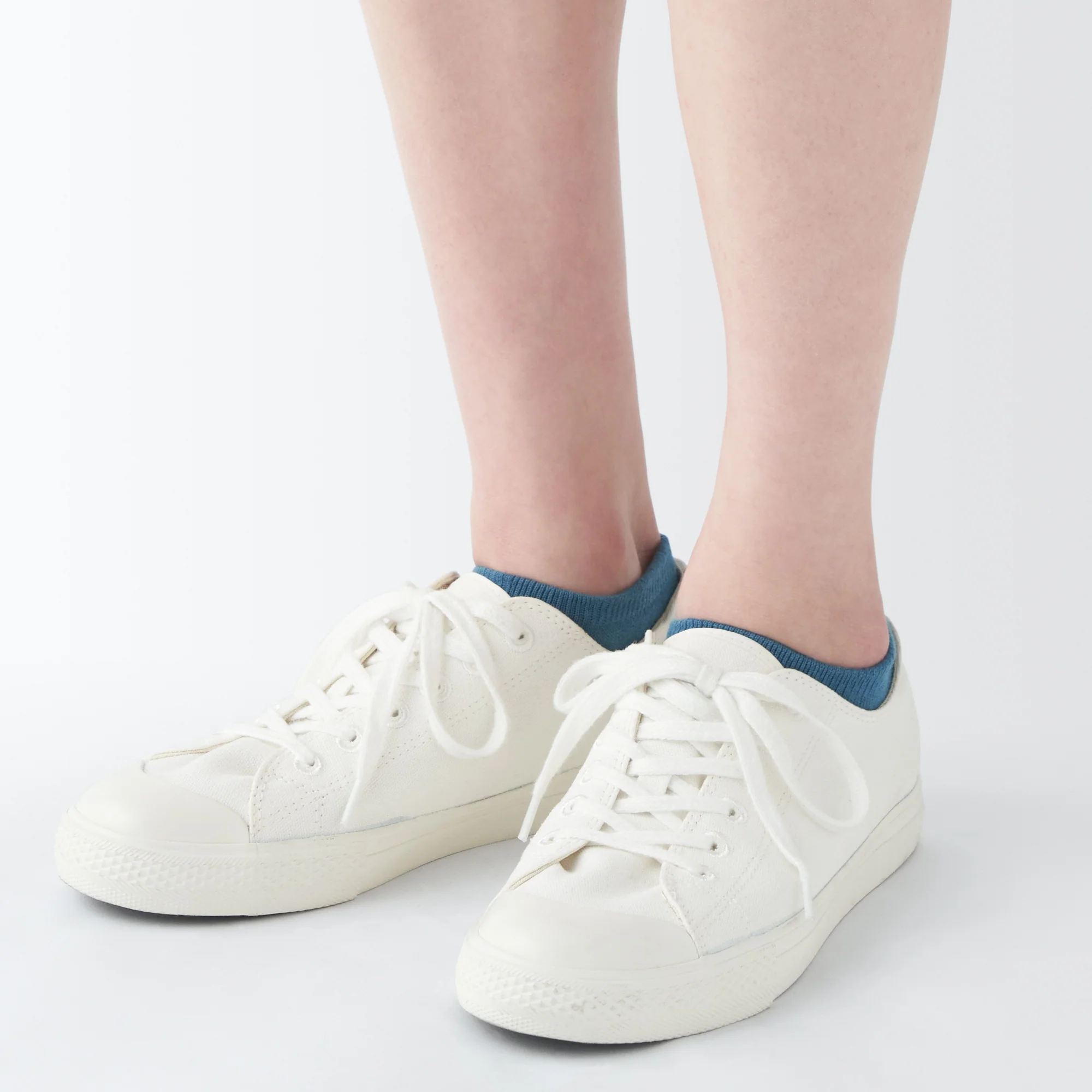 Right Angle Breathable Mesh Sneaker Socks - Image 4