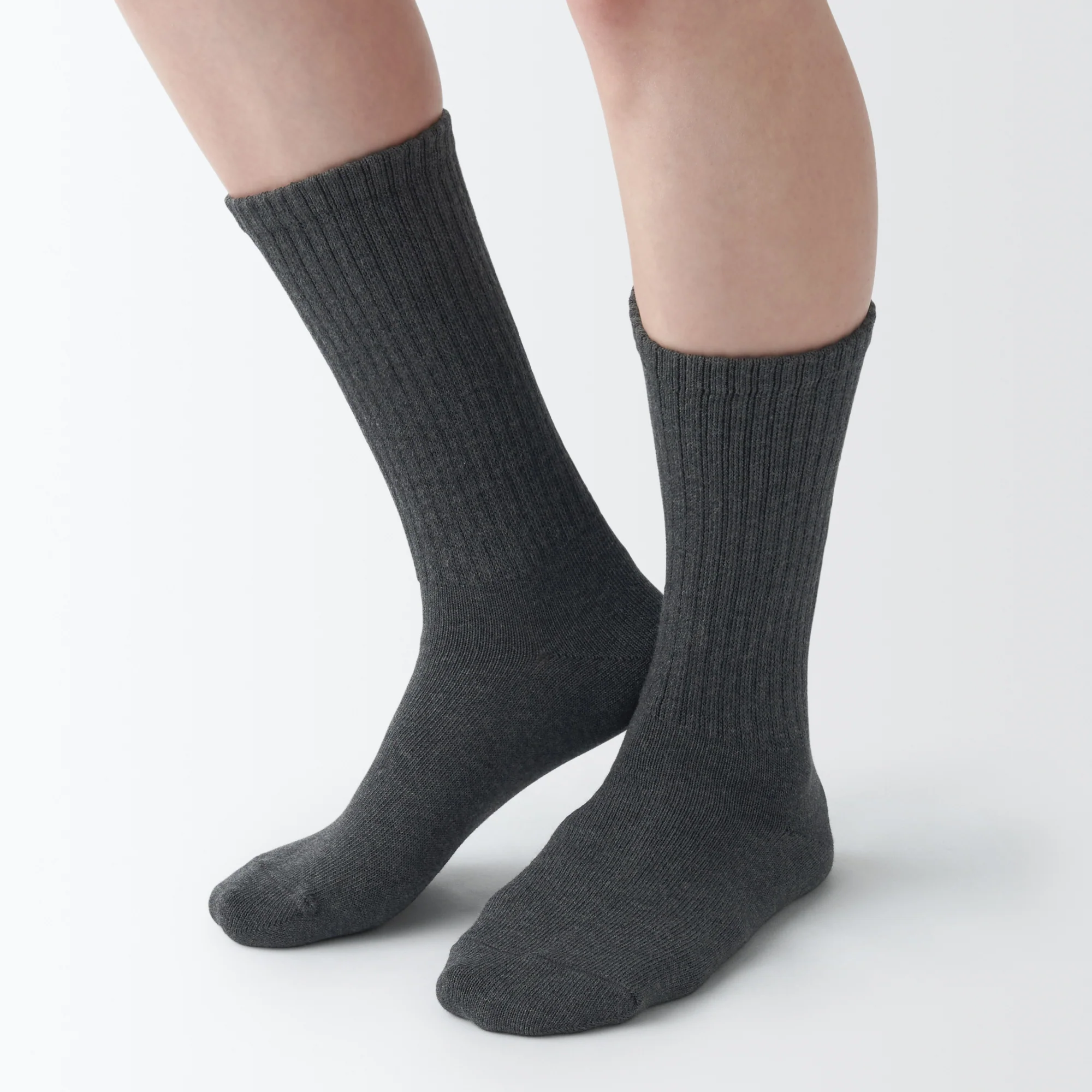 Right Angle Loose Top Loose Fit Socks - Image 9