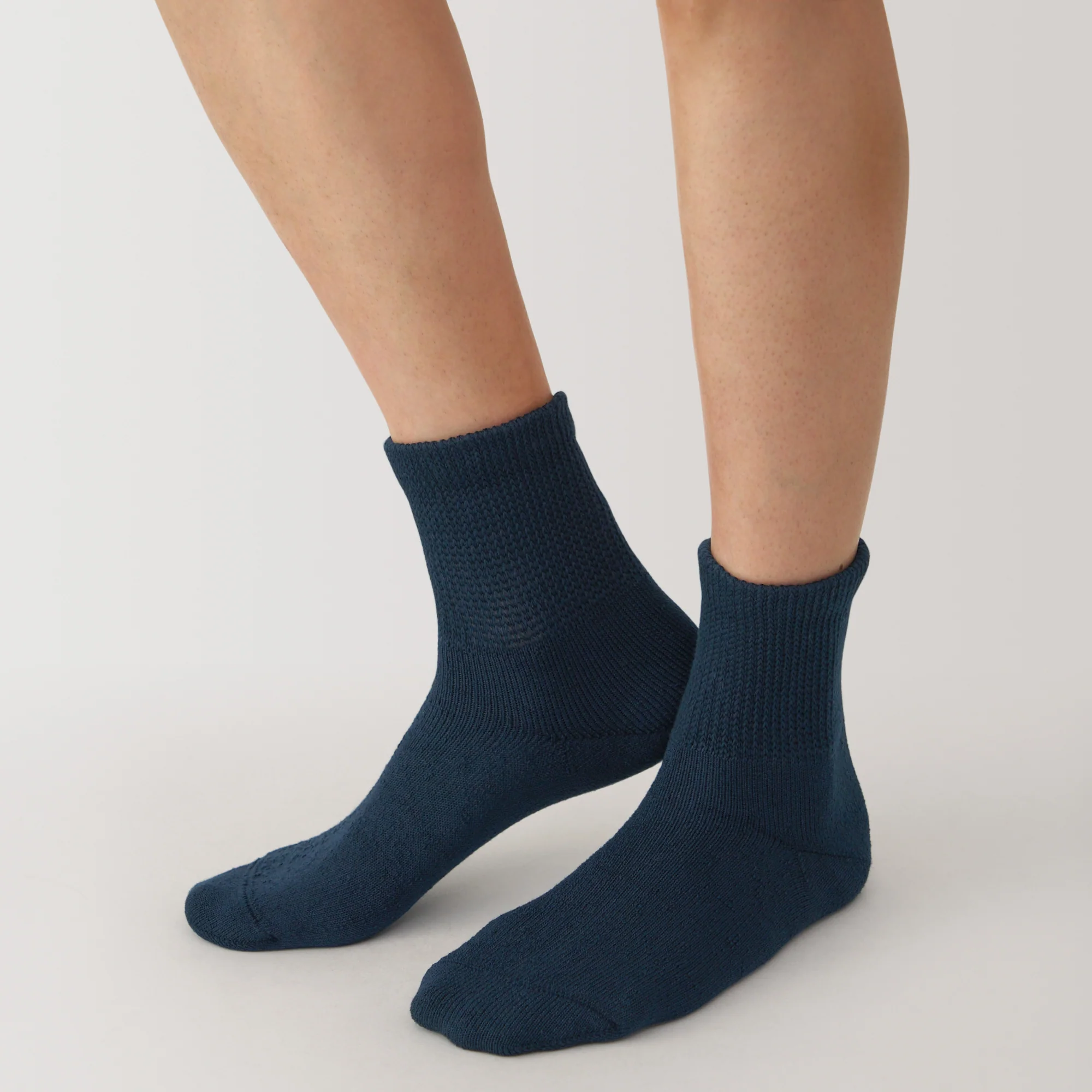 Right Angle Loose Top Pile Short Socks - Image 13