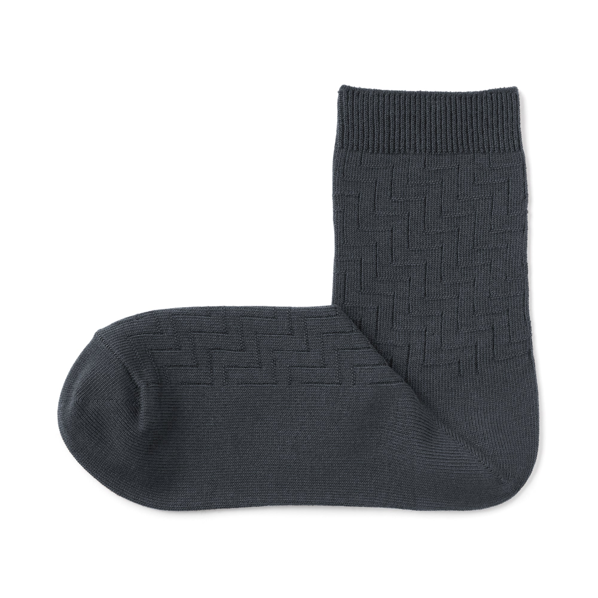 Right Angle Loose Top Short Socks - Image 8