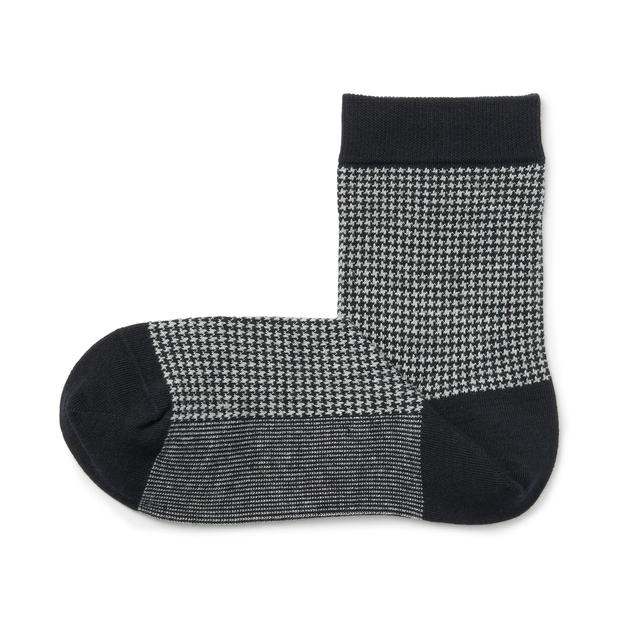 Right Angle Loose Top Short Socks - Houndstooth Pattern - Image 4