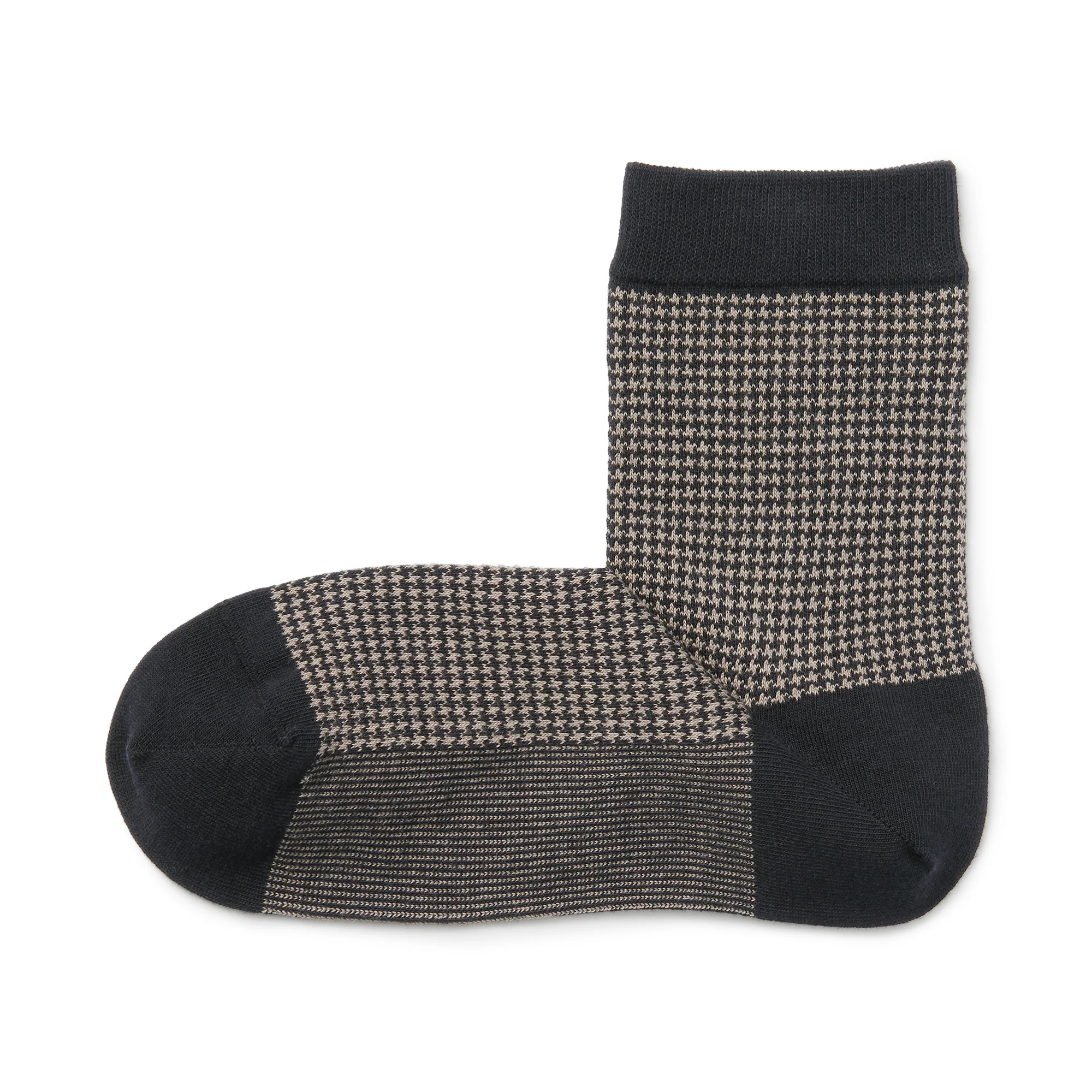 Right Angle Loose Top Short Socks - Houndstooth Pattern - Image 6