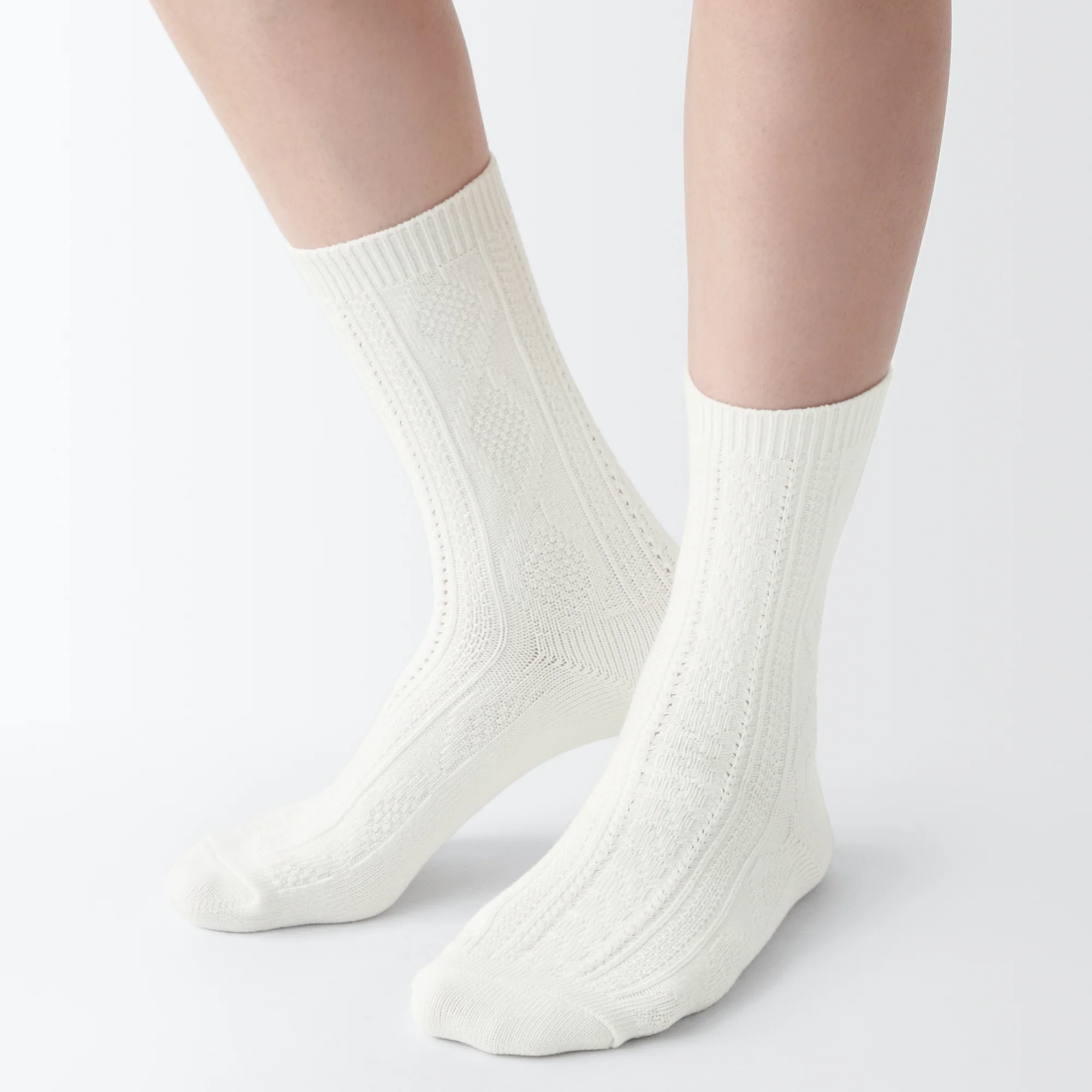 Right Angle Loose Top Socks - Image 11