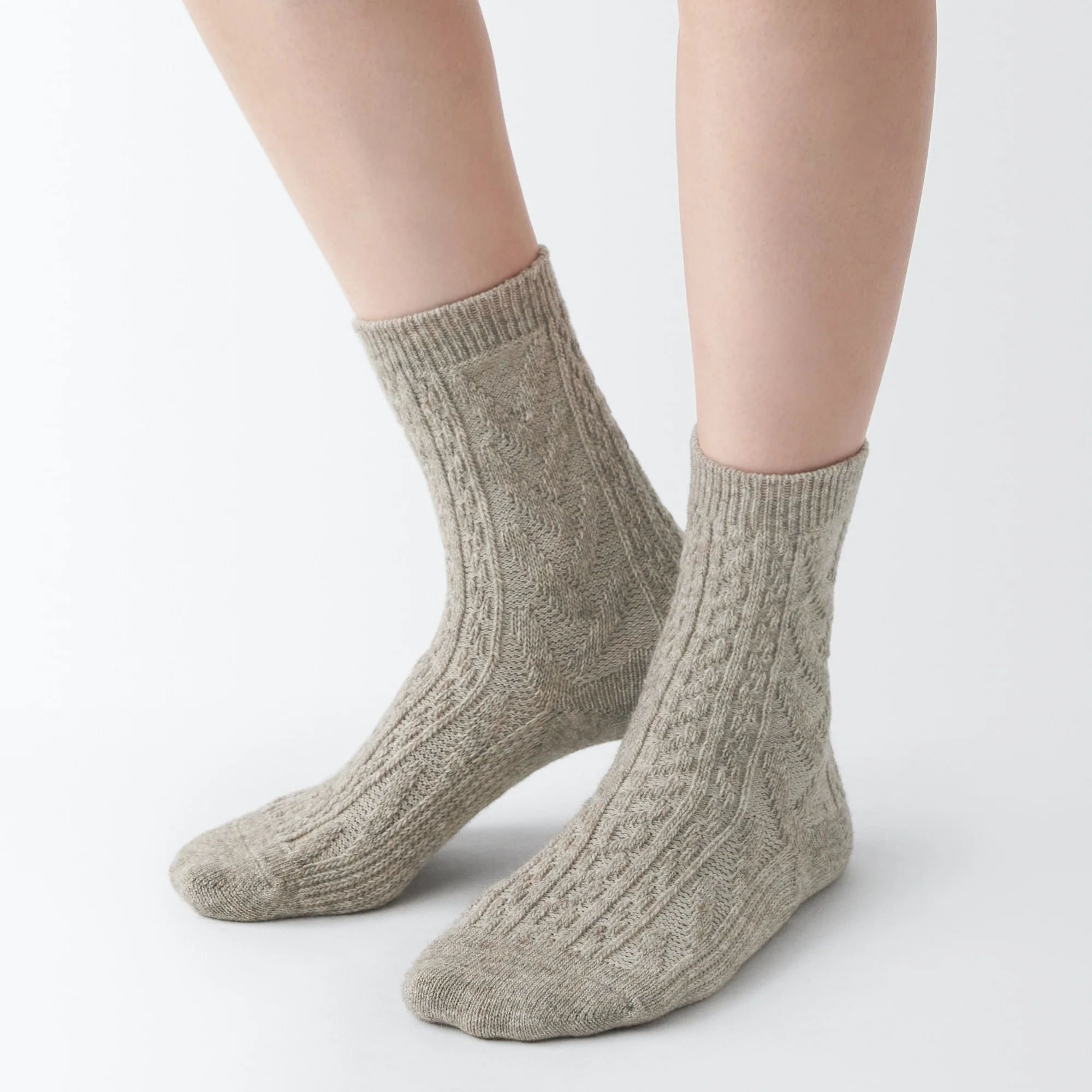 Right Angle Loose Top Socks