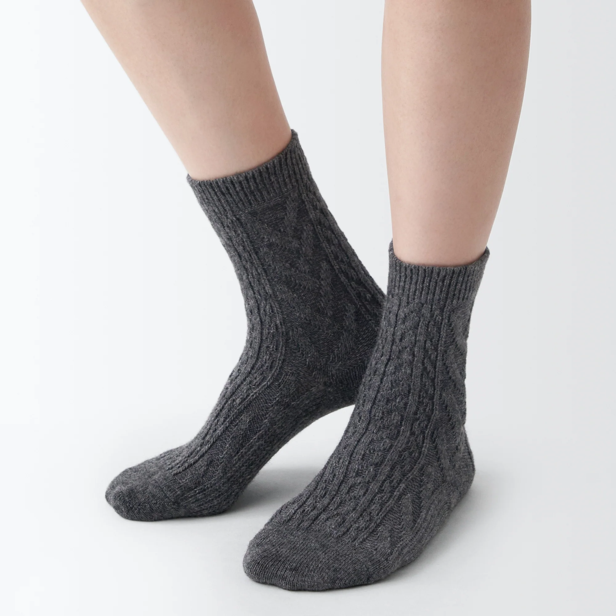 Right Angle Loose Top Socks - Image 7