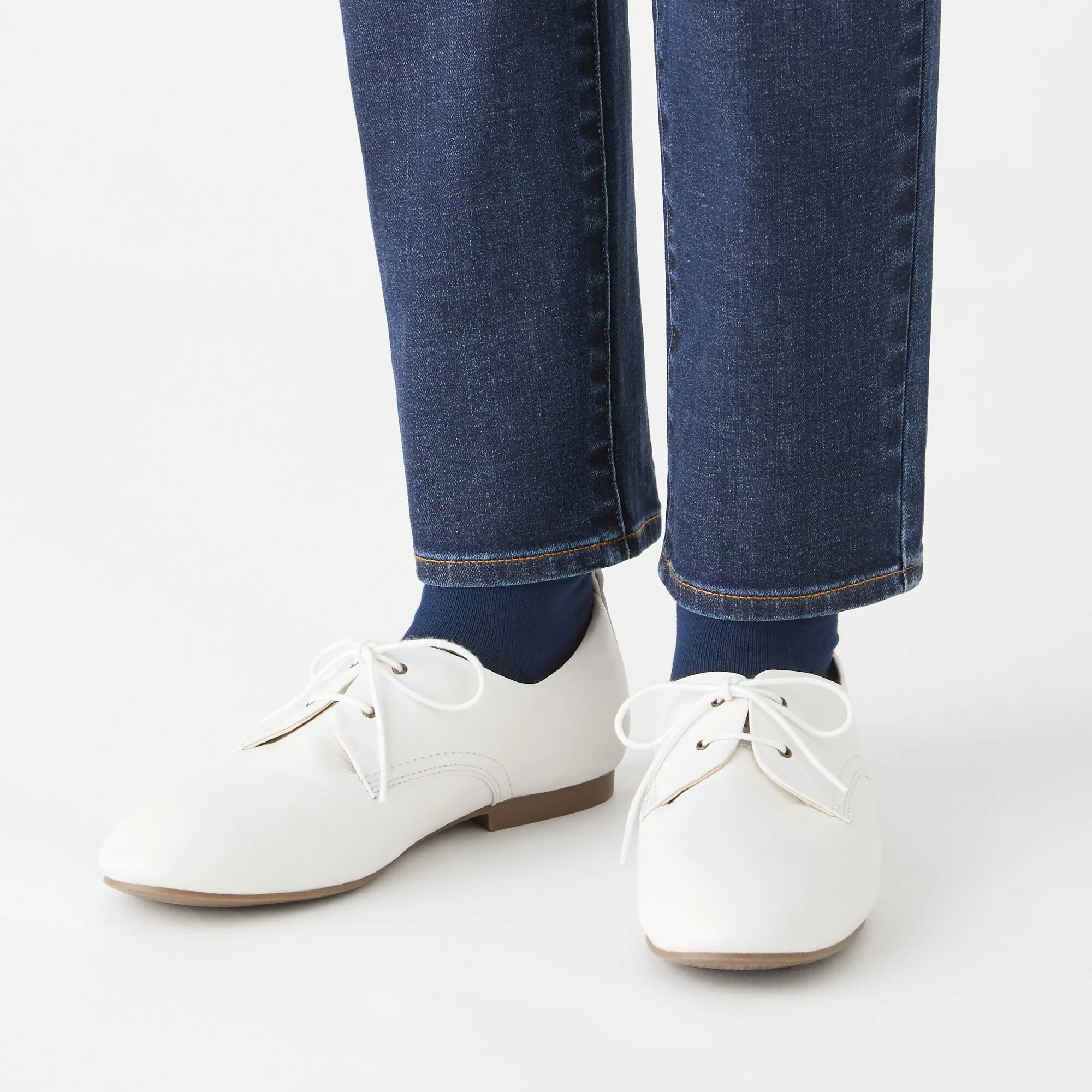 Right Angle Loose Top Short Socks - Image 29