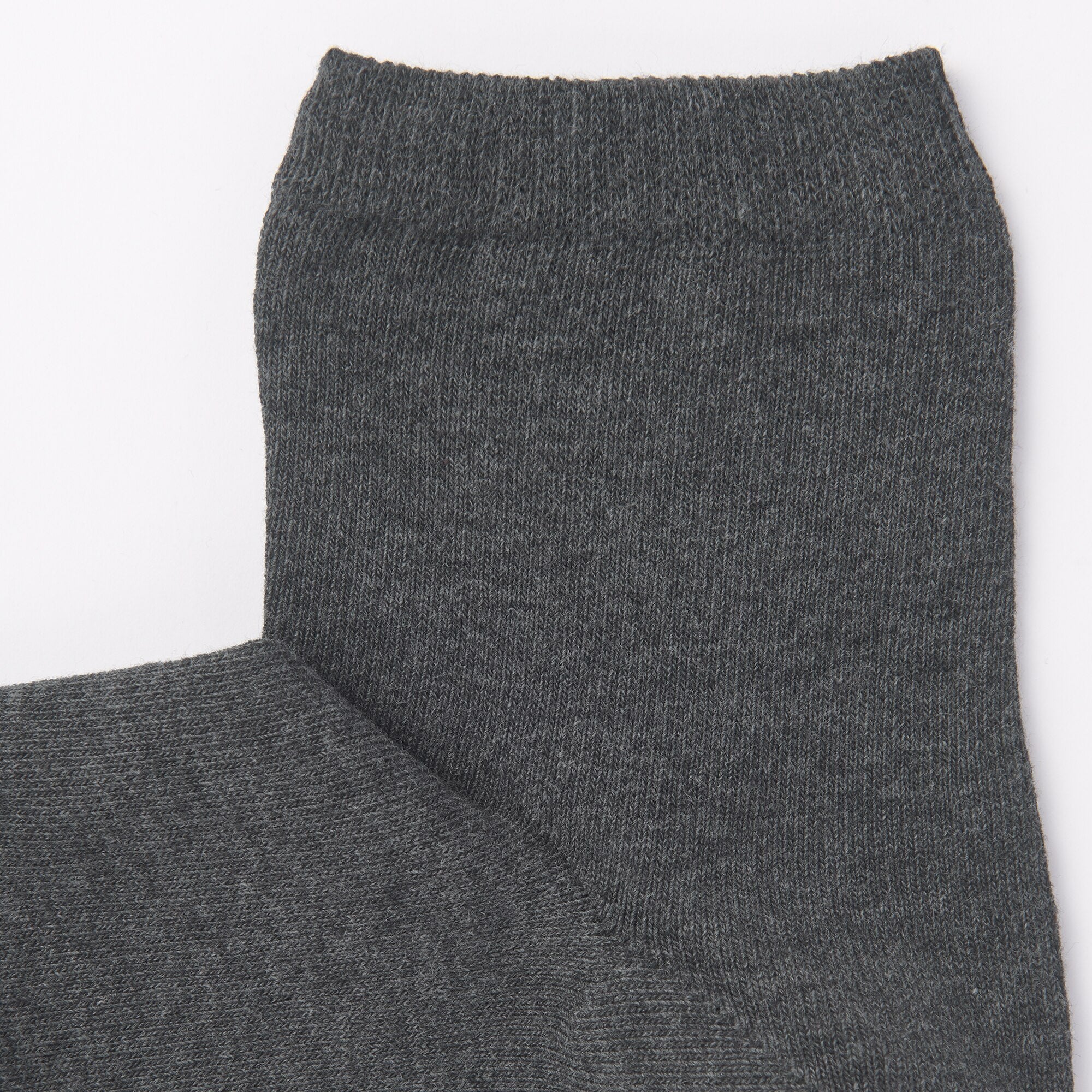 Right Angle Loose Top Short Socks - Image 5