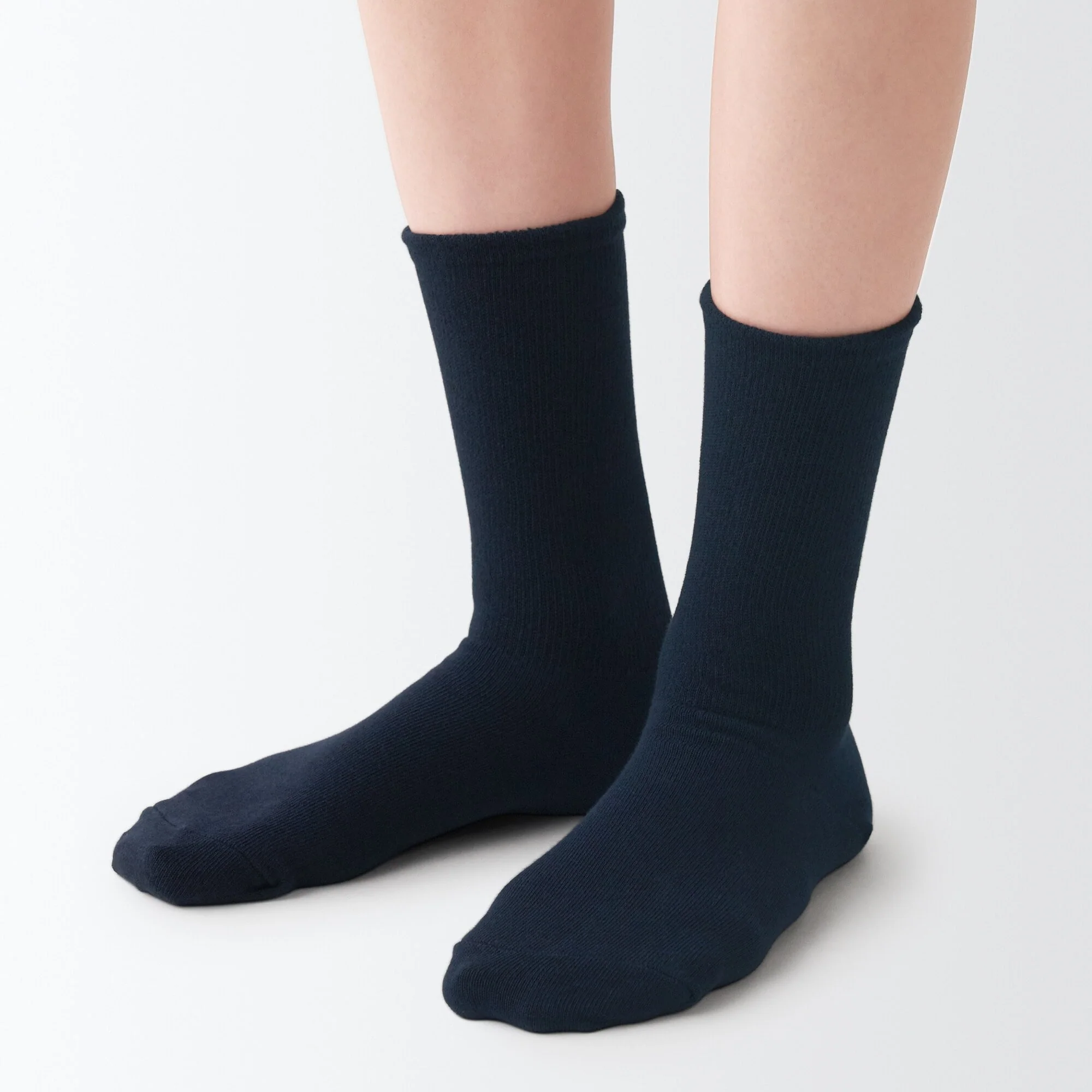 Right Angle Loose Top Tapered Socks - Image 11