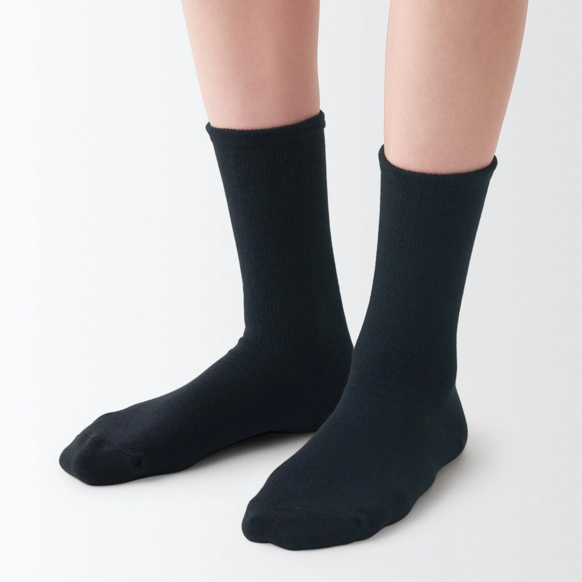 Right Angle Loose Top Tapered Socks - Image 11
