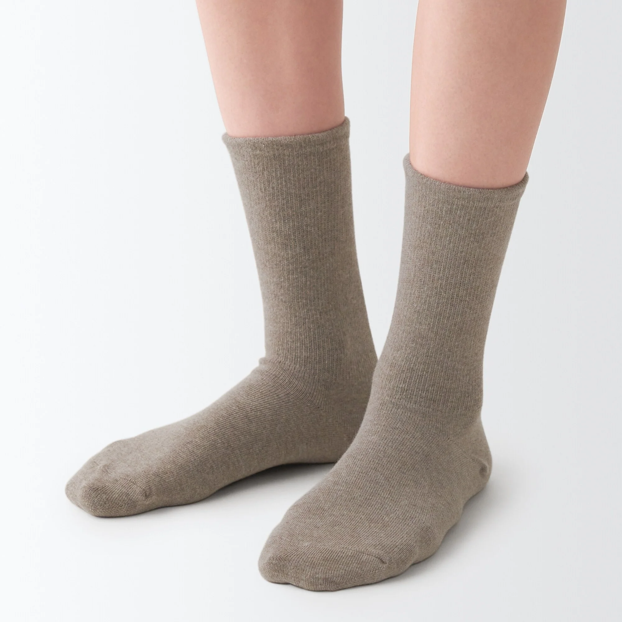 Right Angle Loose Top Tapered Socks - Image 23