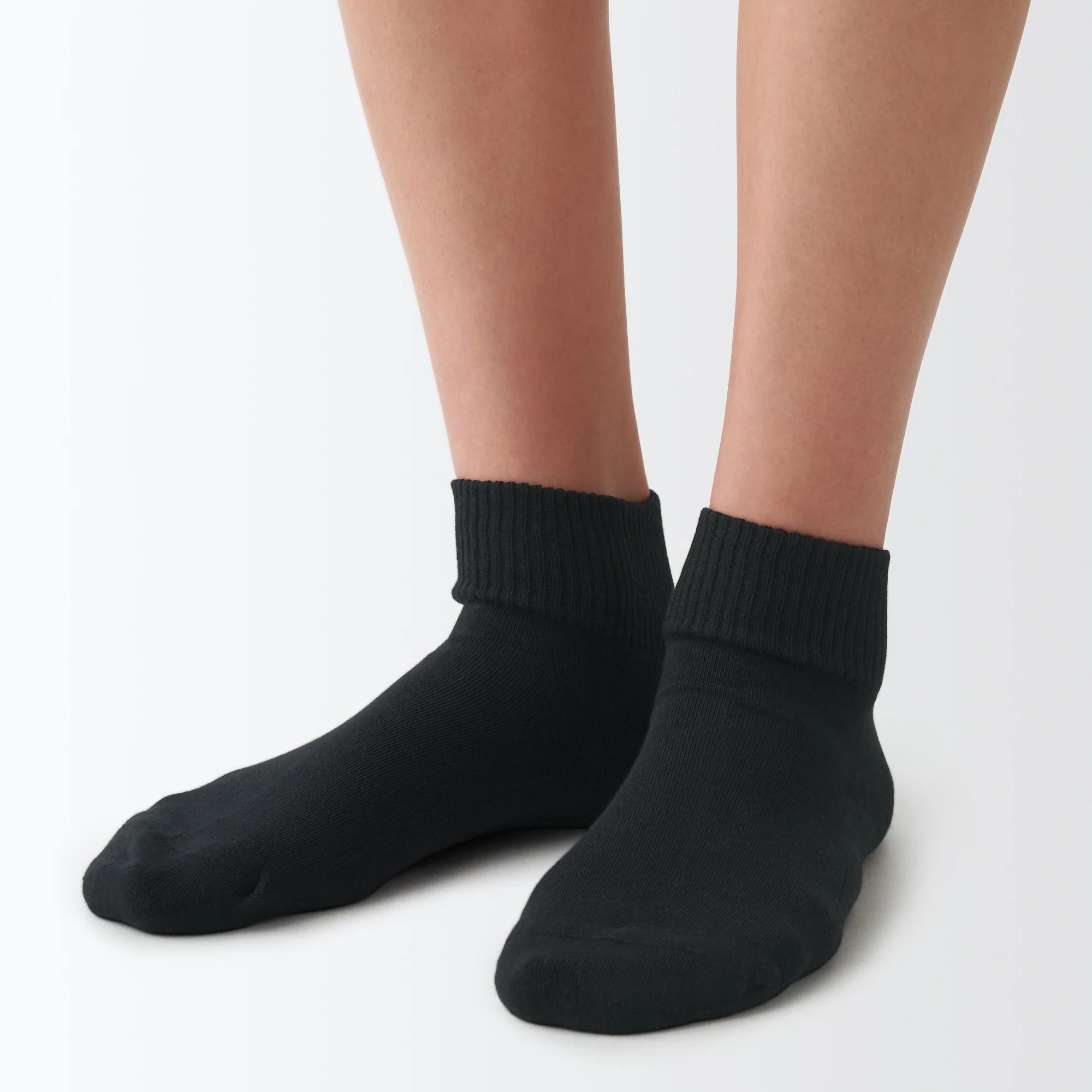 Right Angle No Elastic Pile Short Socks - Image 7