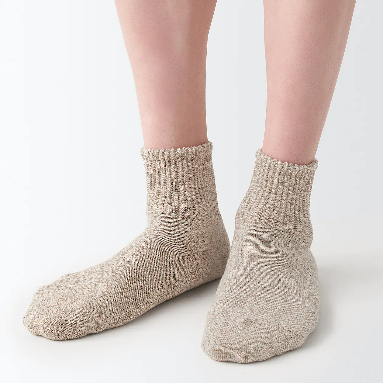 Right Angle Pile Short Socks - Image 12