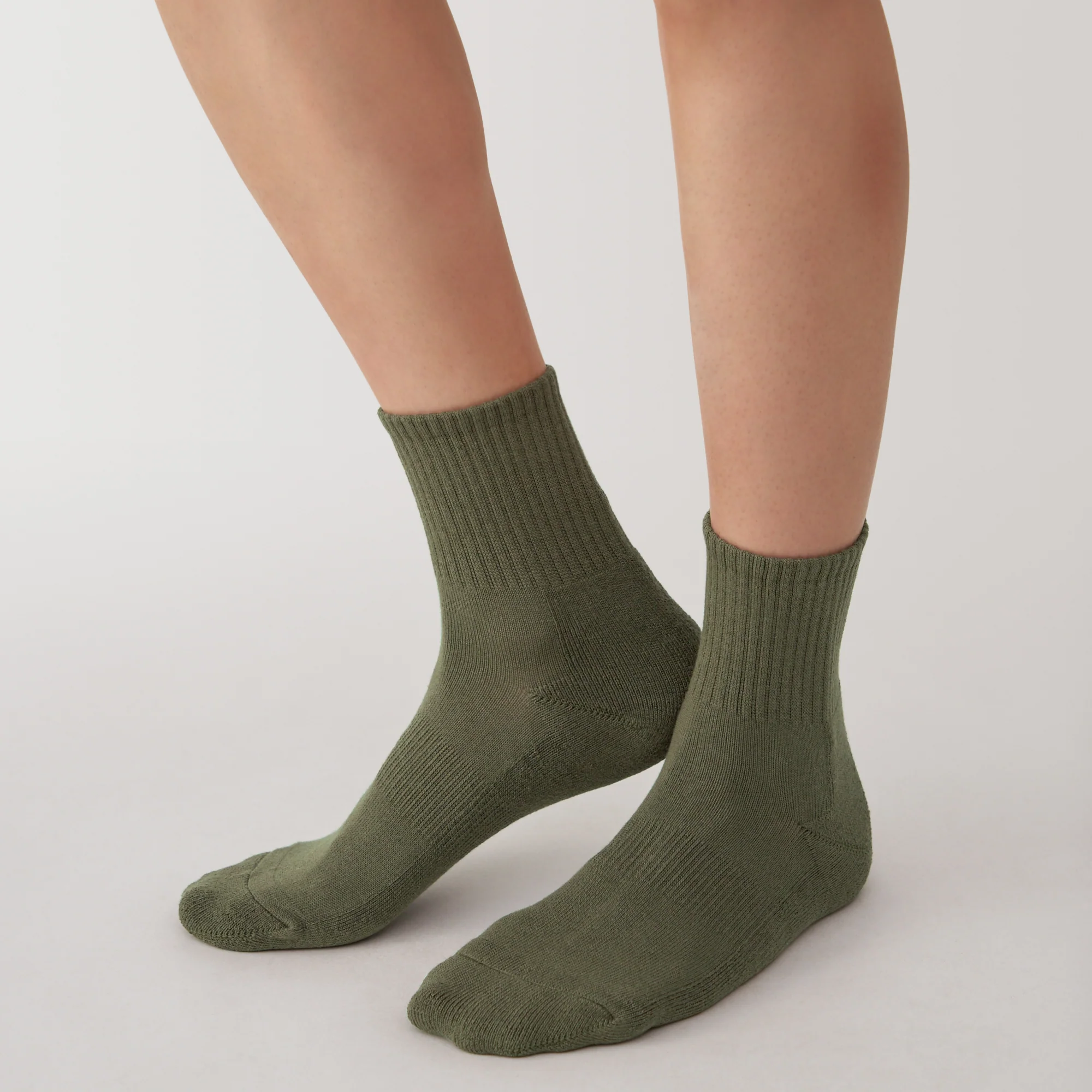 Right Angle Pile Short Socks