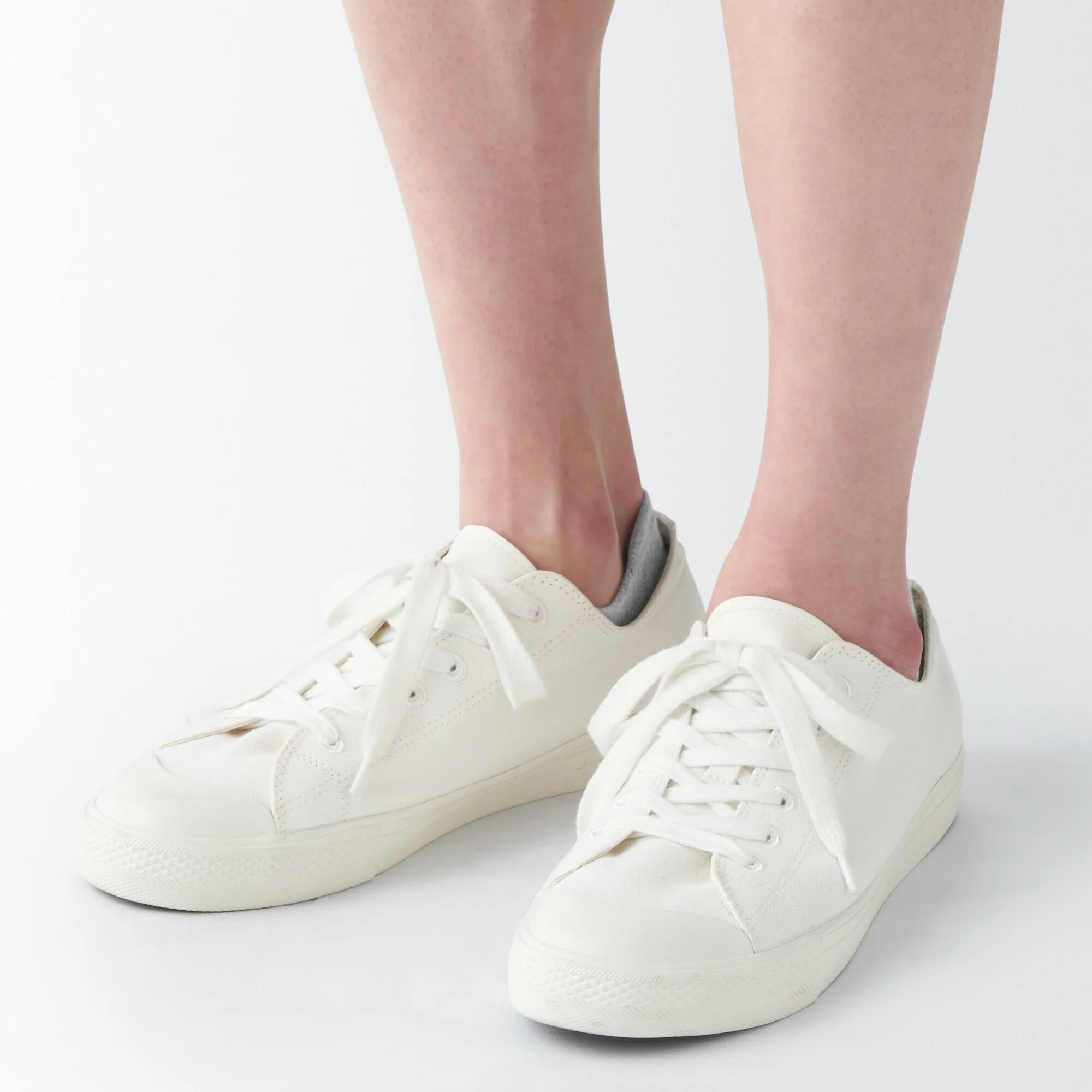Right Angle Sneaker Socks with Tabs - Image 7