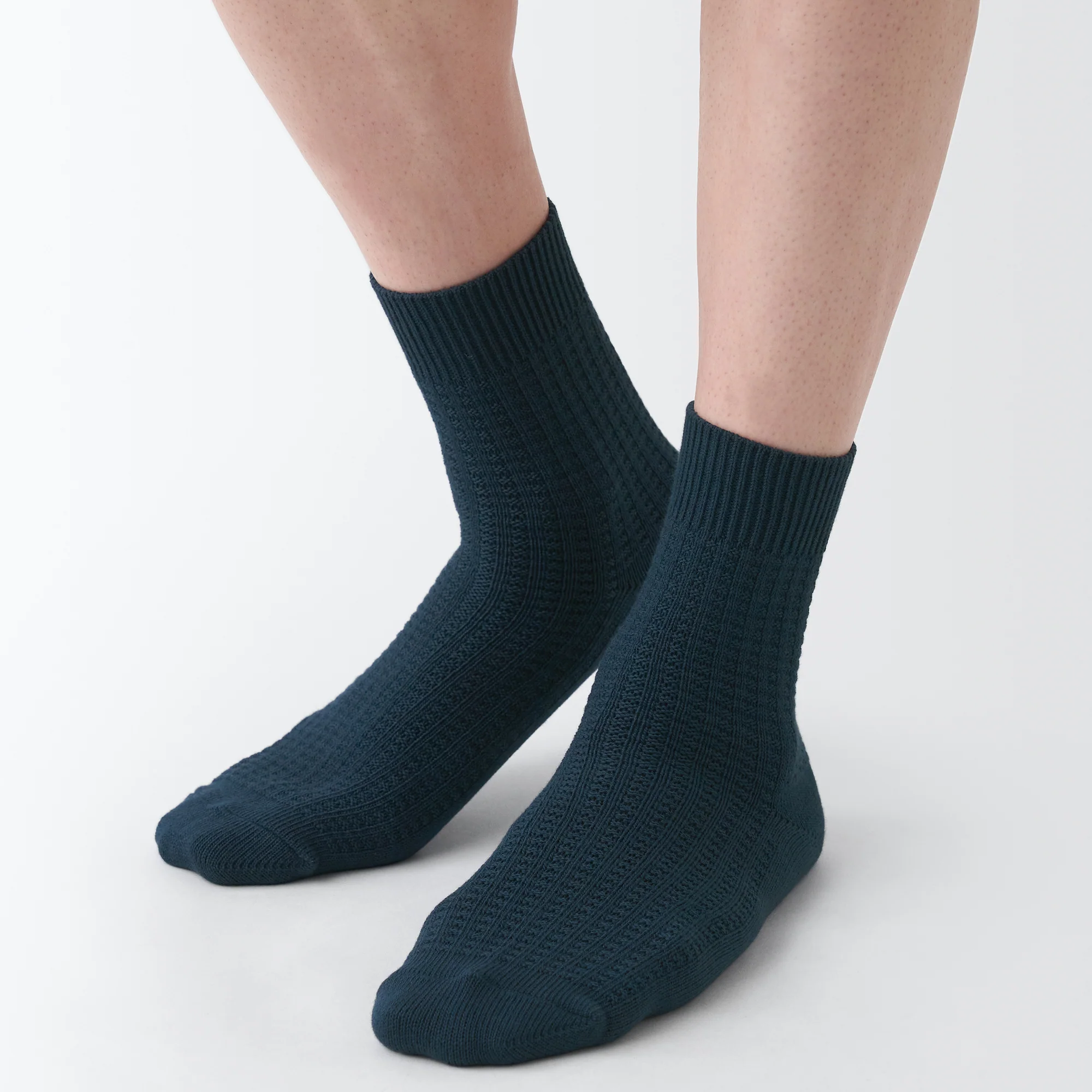 Right Angle Waffle Short Socks - Image 15