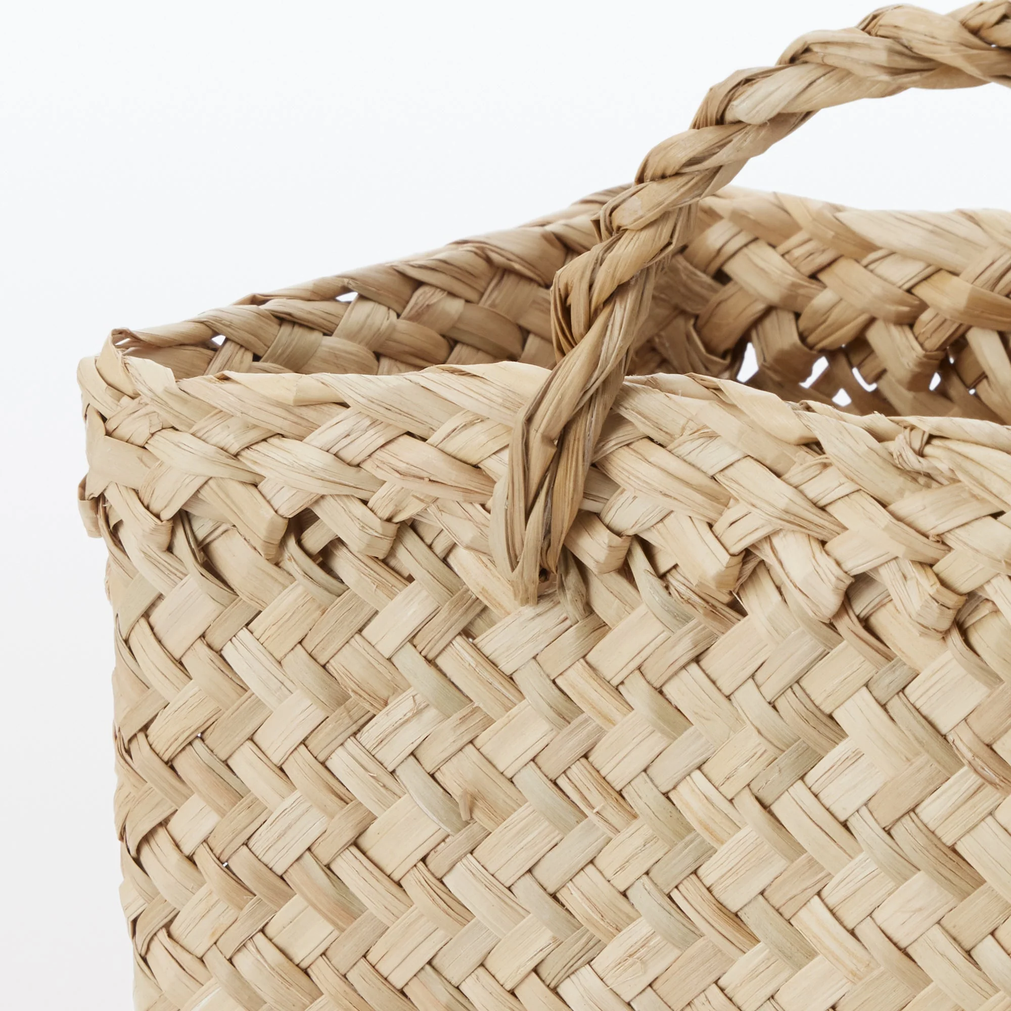 Seagrass Herringbone Basket with Handle - Small (W9.8 x D4.9 x H9.4") - Image 6