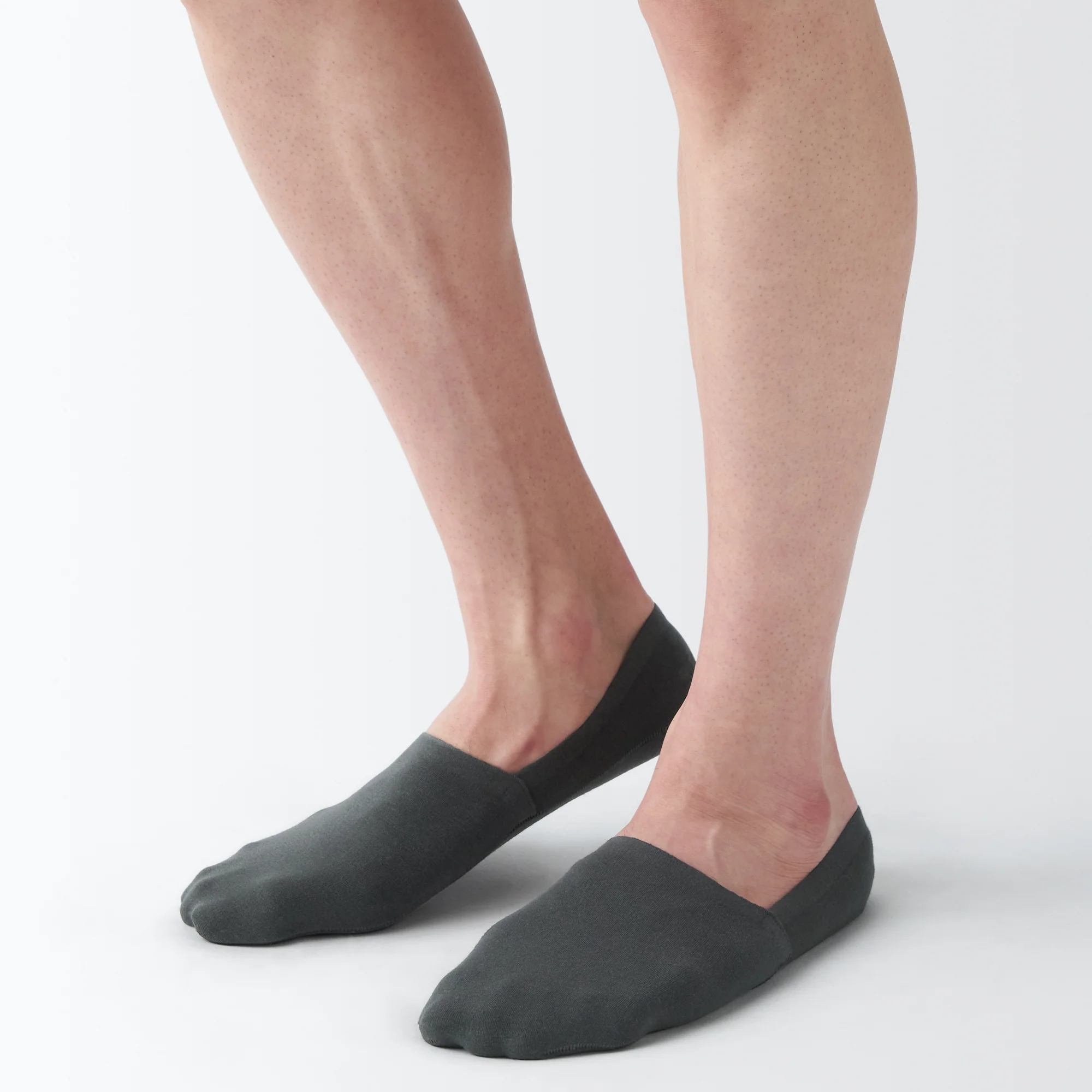 Seamless Toe High Cut No-Show Socks with Heel Grip - Image 3