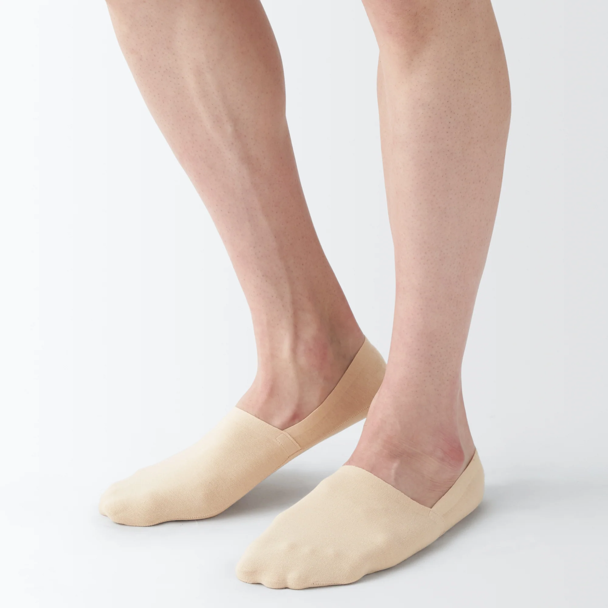 Seamless Toe High Cut No-Show Socks with Heel Grip - Image 7