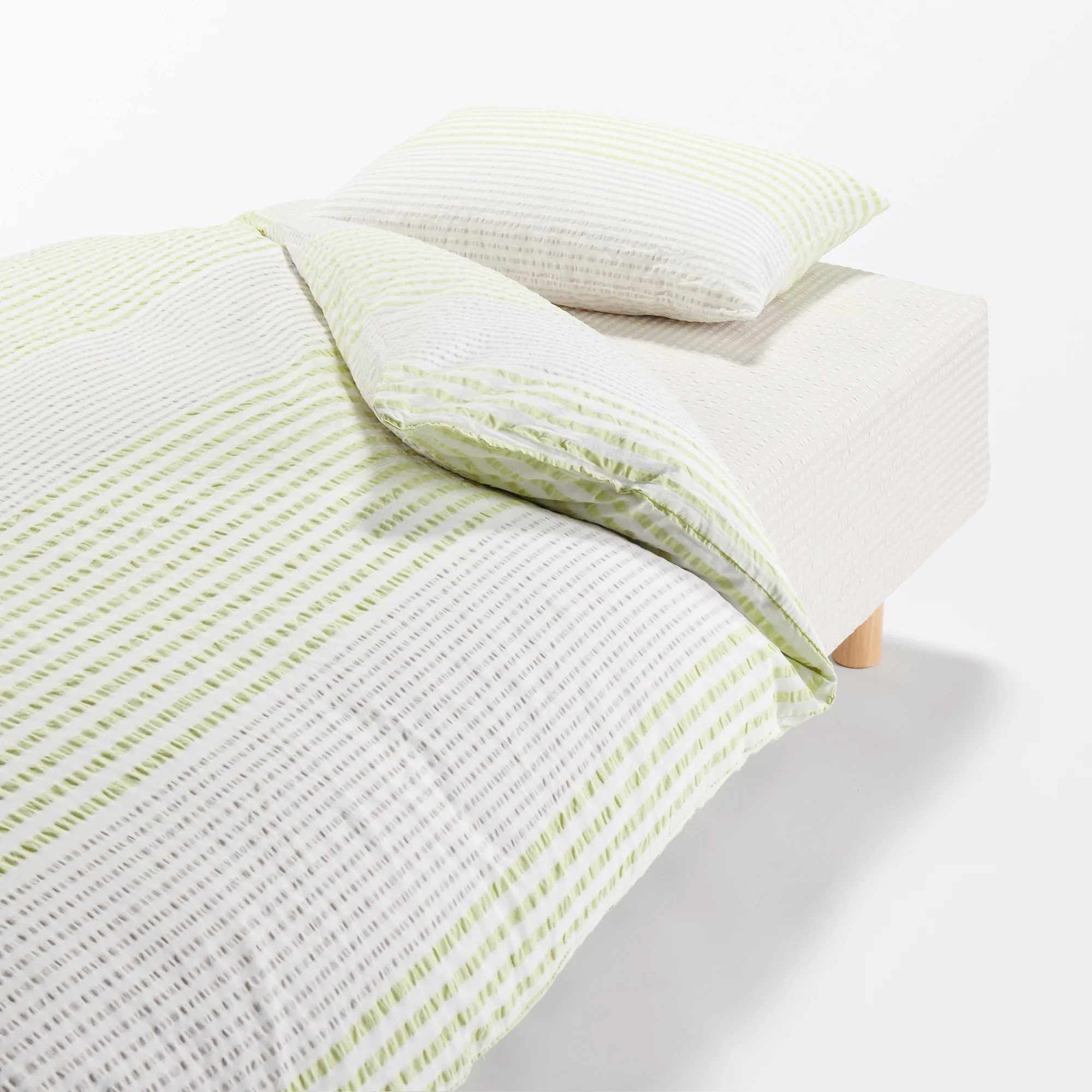Seersucker Striped Pillowcase - Image 5