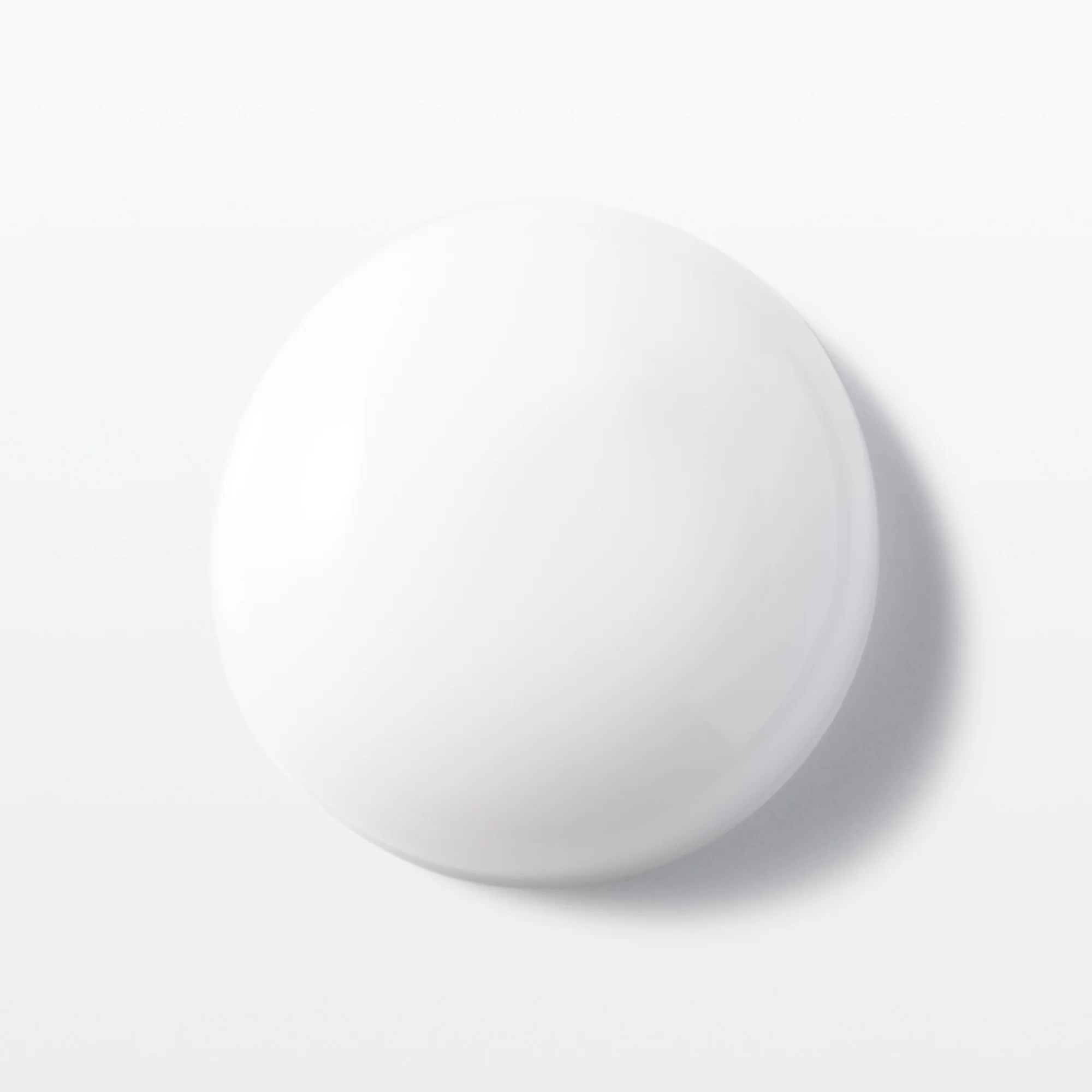 Sensitive Care Moisturizing Milk - Light Moisture - Image 10