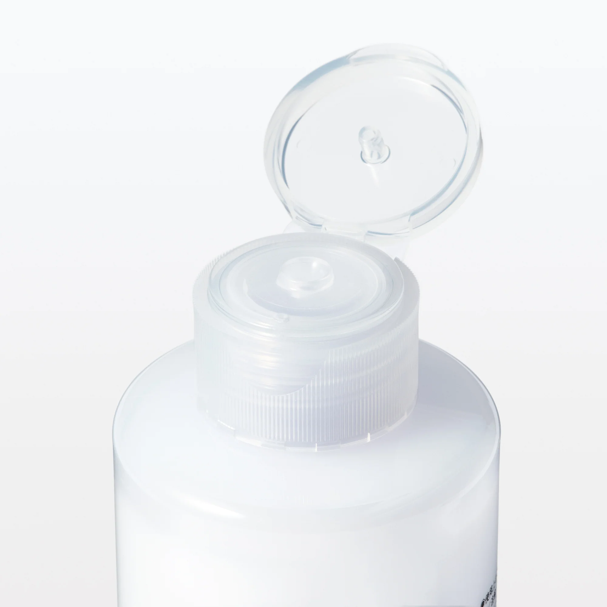 Sensitive Care Moisturizing Milk - Moisture - Image 3