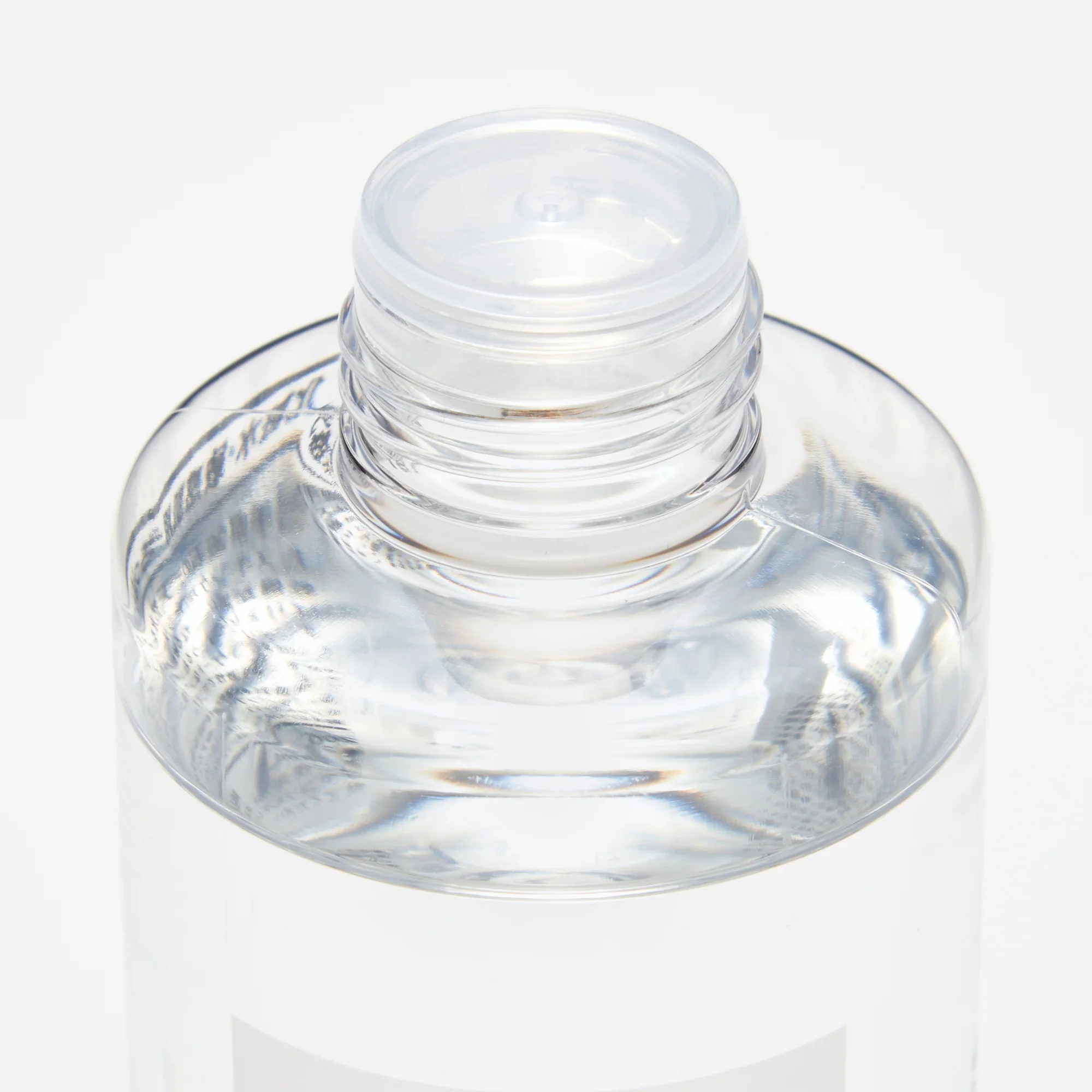 Sensitive Care Toning Water - Light Moisture - Image 5