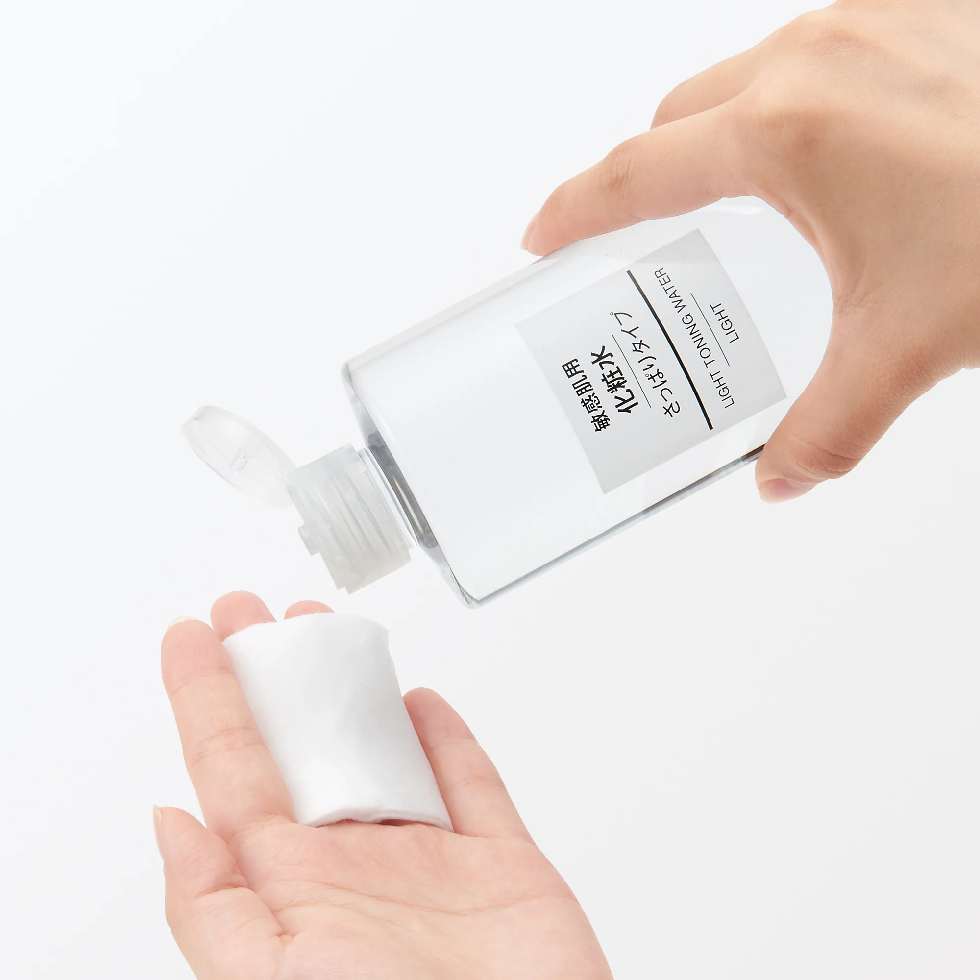 Sensitive Skin Toning Water - Light Moisture - Image 5