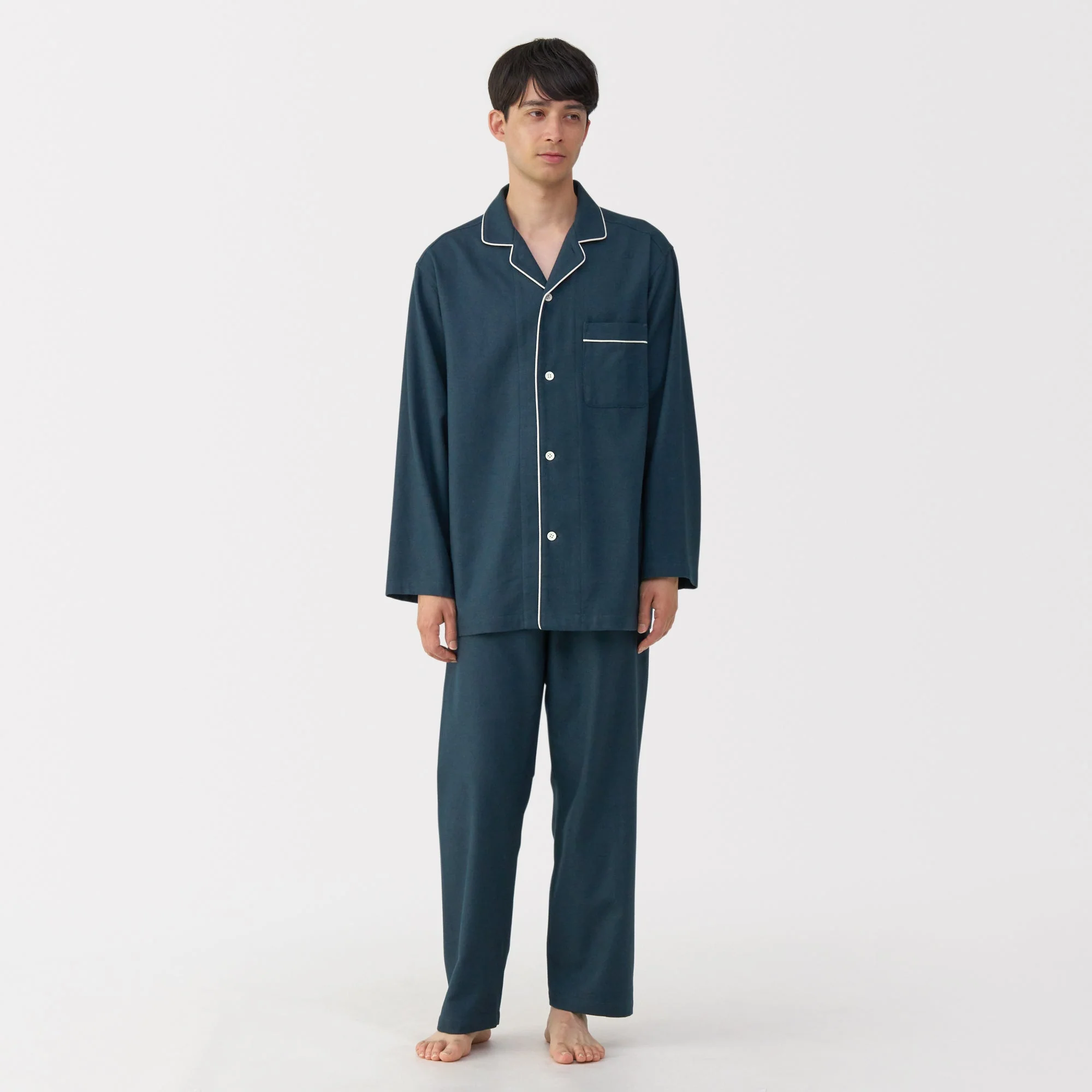Side Seamless Flannel Pajamas - Image 3