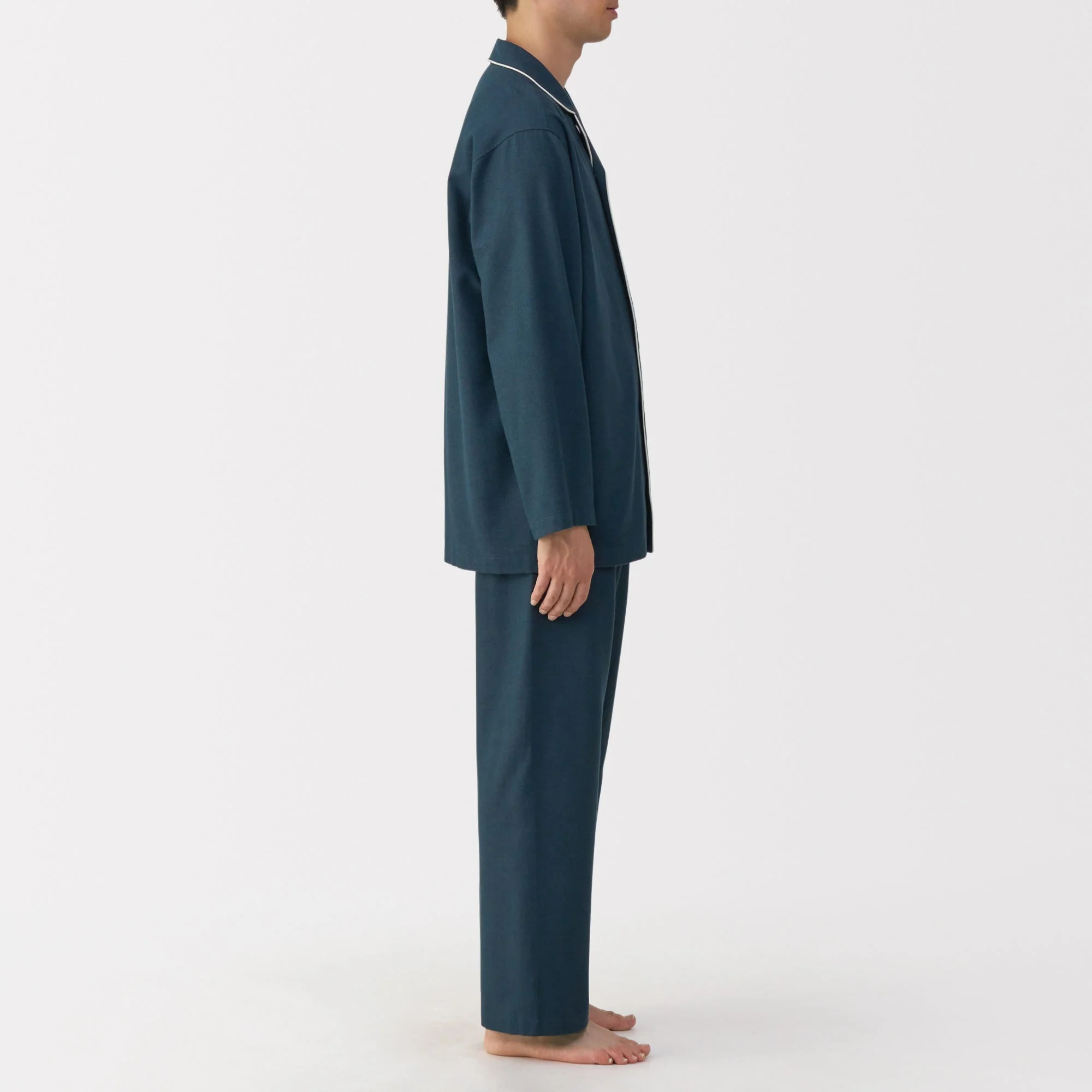 Side Seamless Flannel Pajamas - Image 5