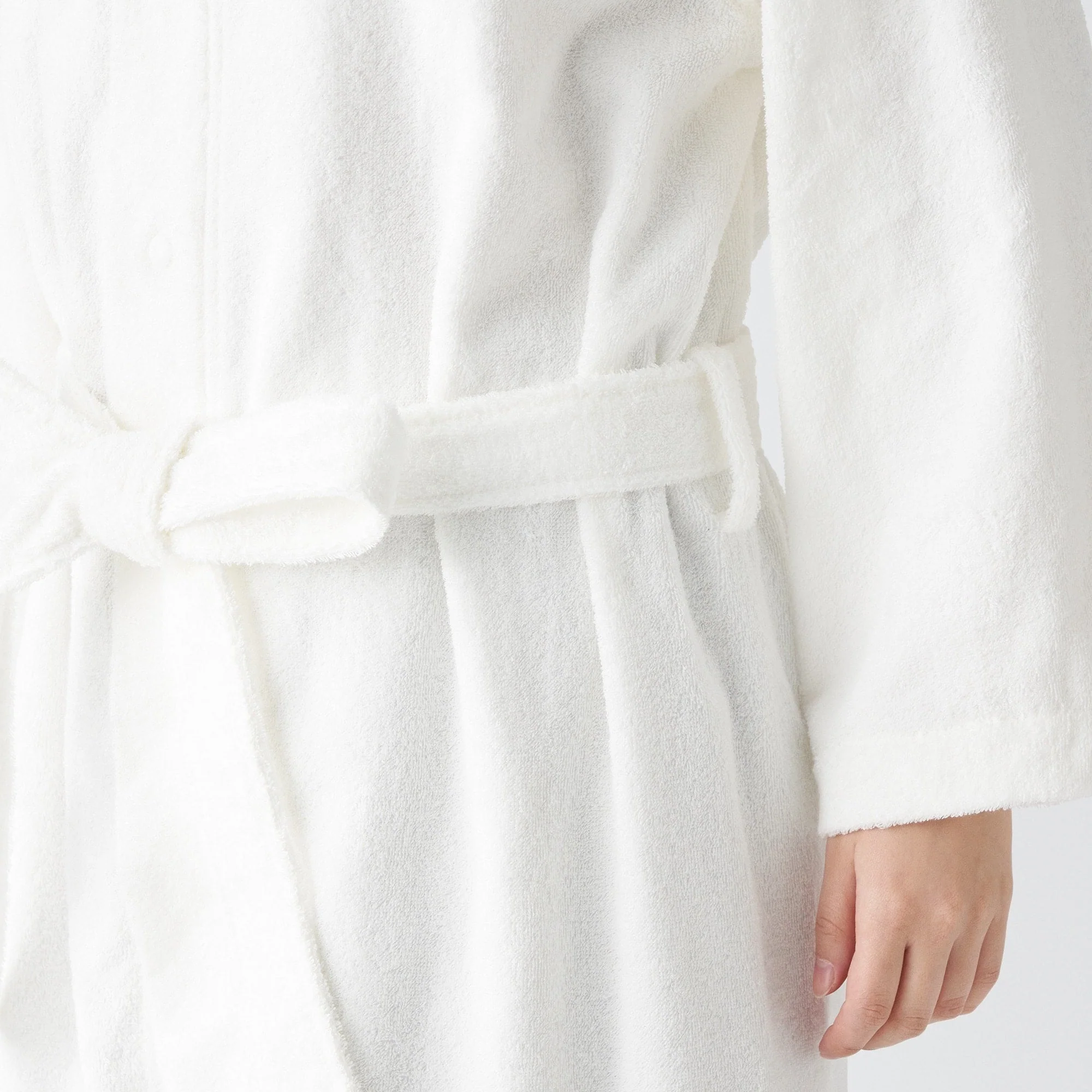 Side Seamless Pile Bathrobe - Image 9