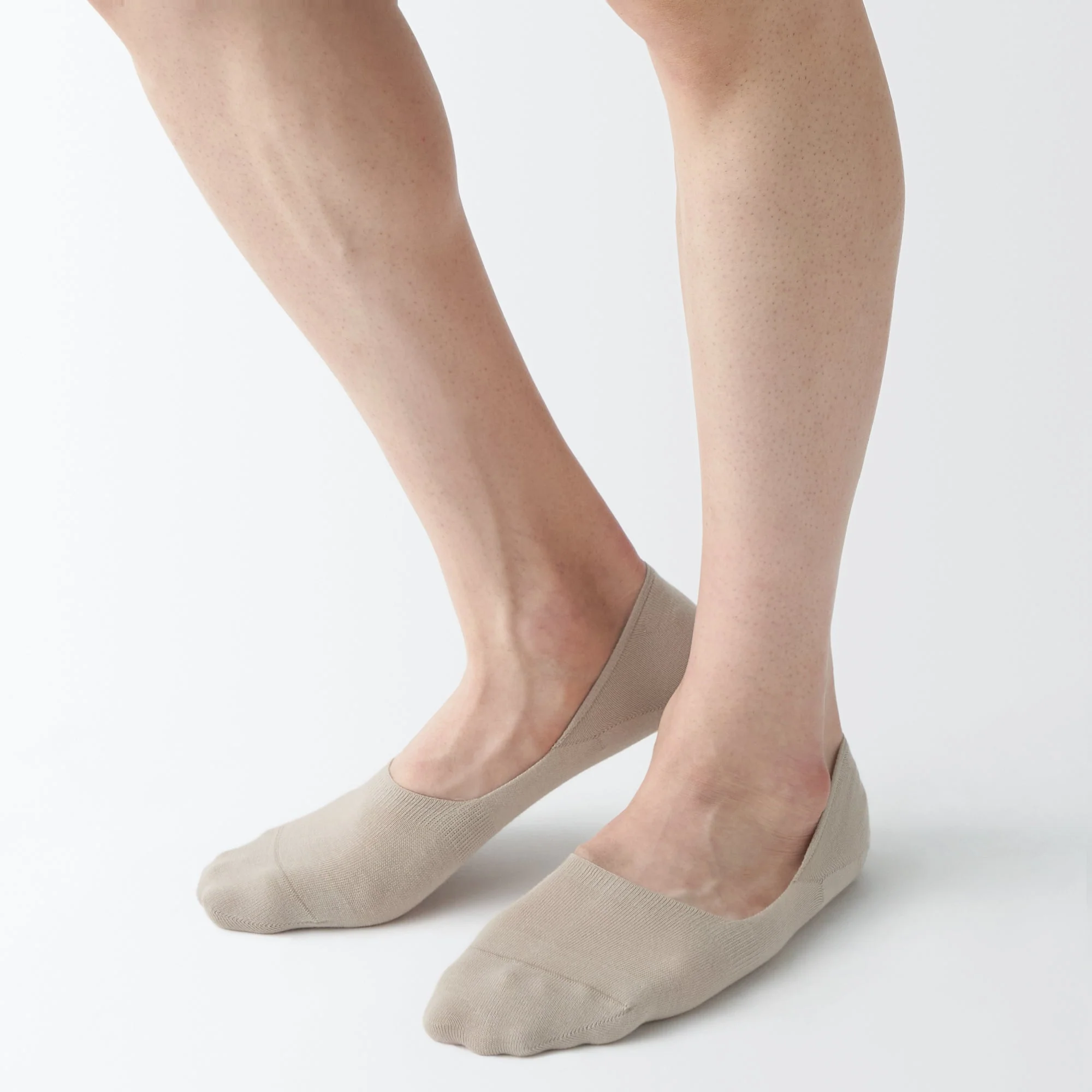 Silicone Gripper No-Show Socks - Image 3