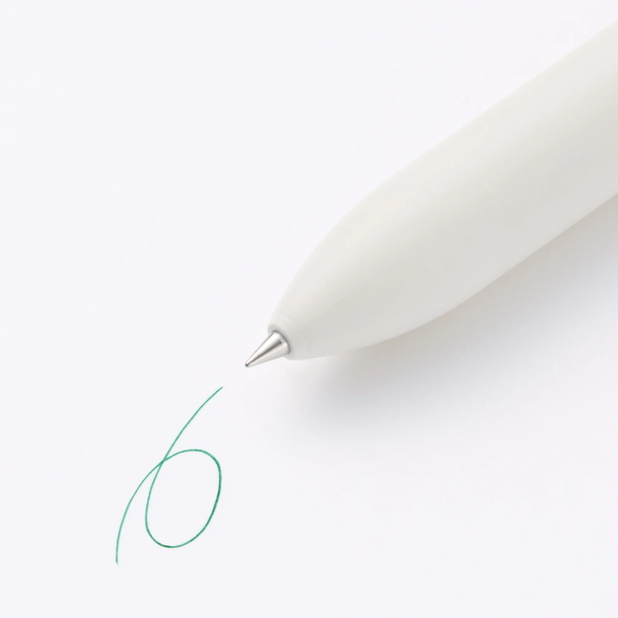 Smooth Oil Ink 4-Color Ballpoint Pen 0.38 mm - Image 6