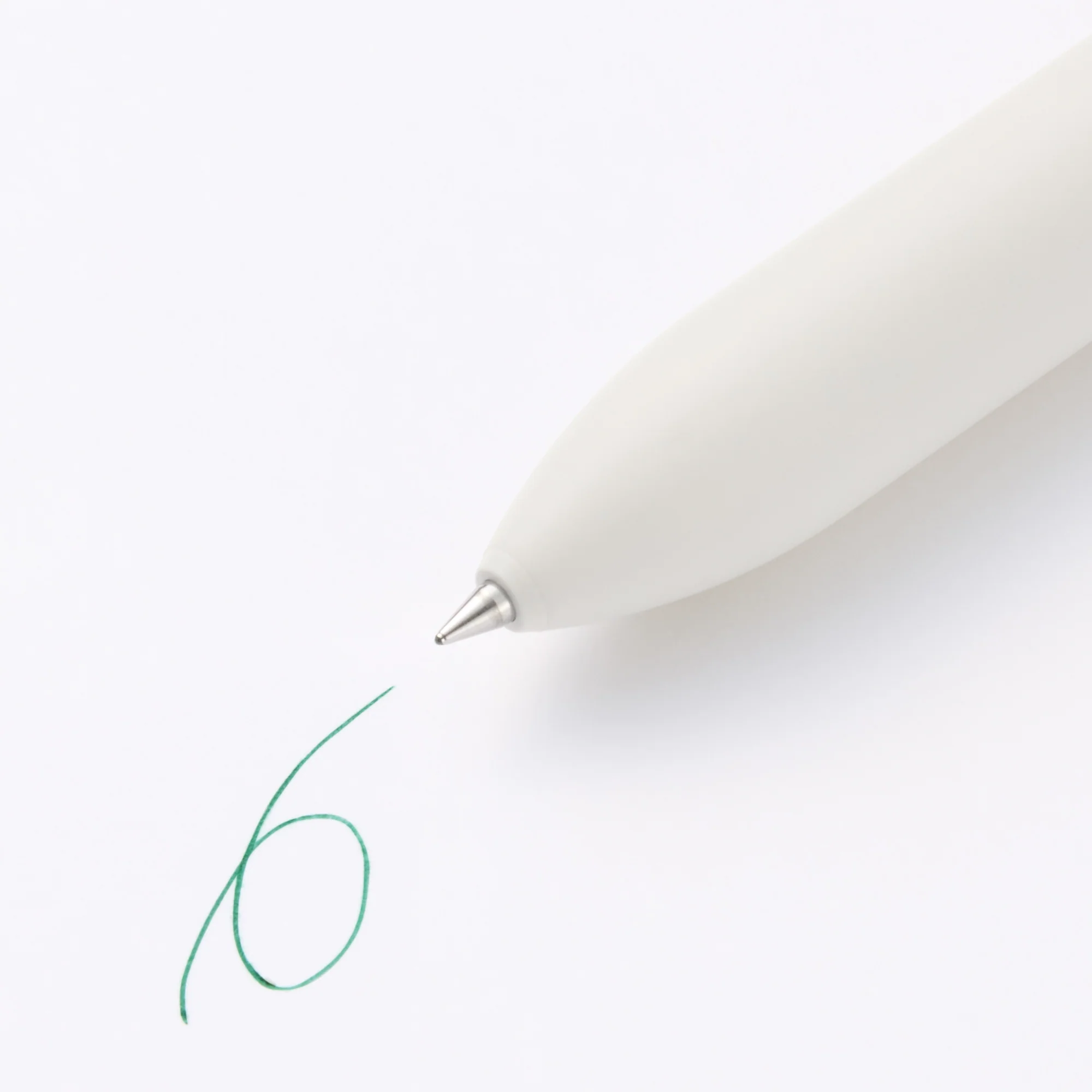 Smooth Oil Ink 4-Color Ballpoint Pen 0.5 mm - Image 6