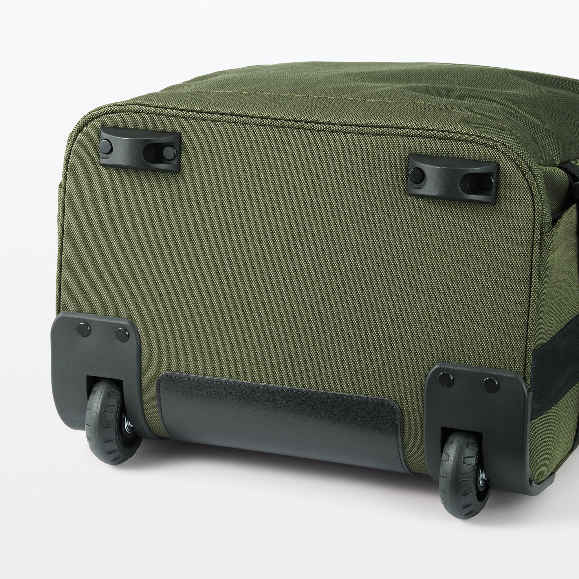 Soft Shell Suitcase 40L | Carry-On - Image 29