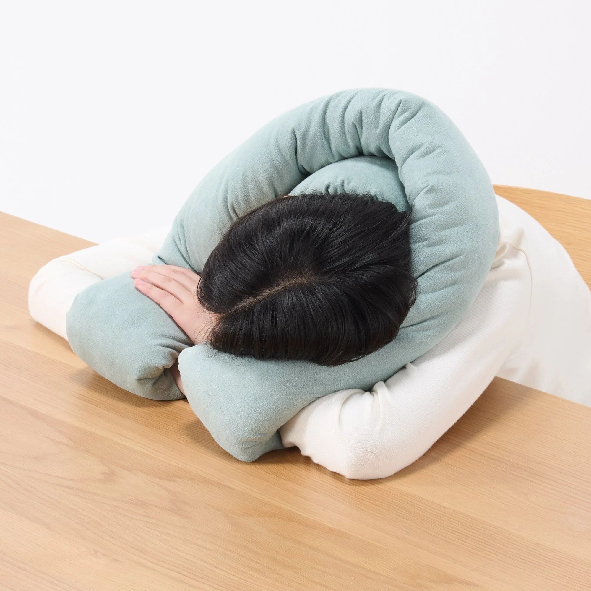 Soft Loop Cushion - Image 21