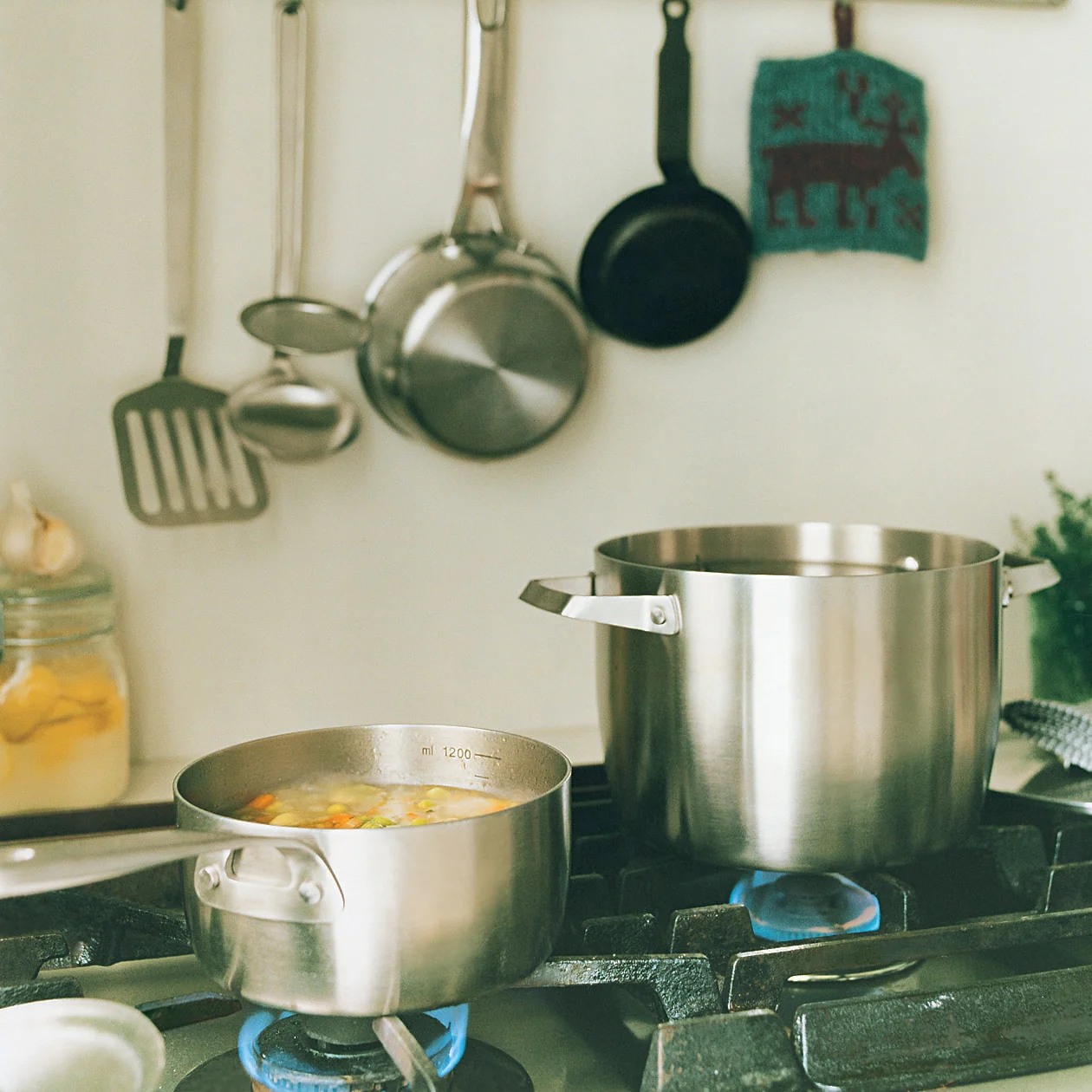 Stainless Aluminium Steel Pot - Image 2