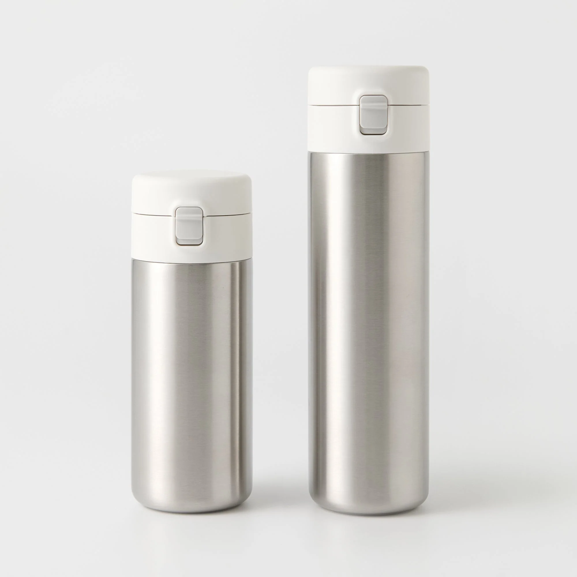 Stainless Steel Heat & Cold Retaining Mug - 16.9 fl oz - Image 9