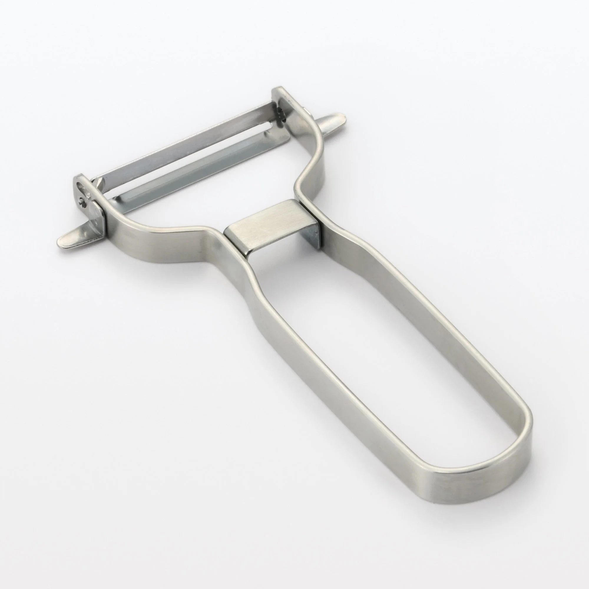 Stainless Steel Peeler - Image 3